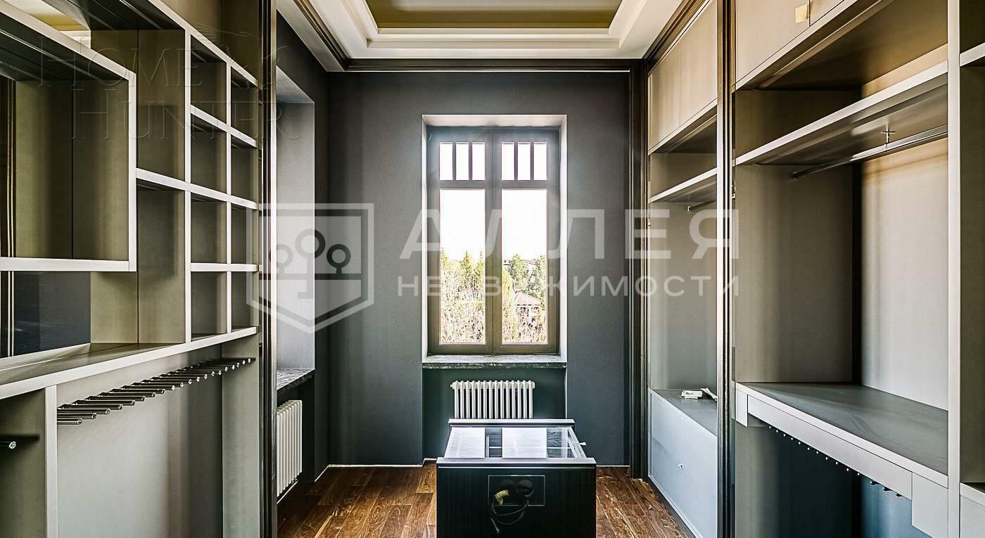 2-этажный коттедж 1 244 м² с отделкой