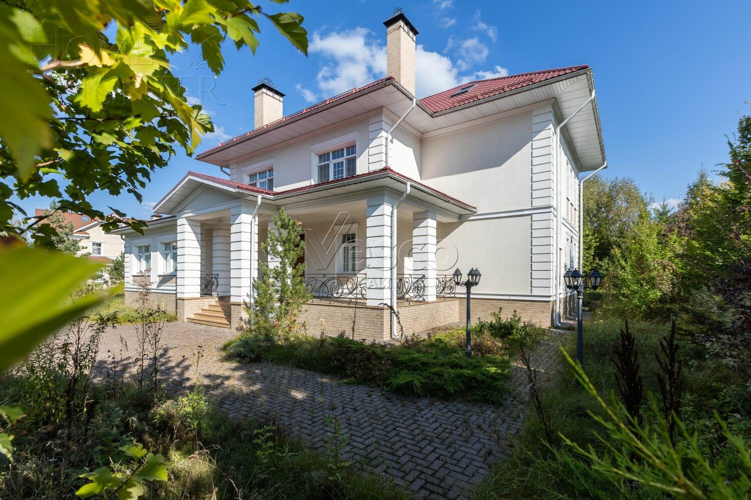 2-этажный коттедж 817 м² с отделкой