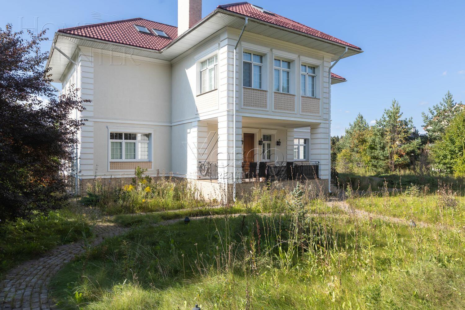 2-этажный коттедж 817 м² с отделкой