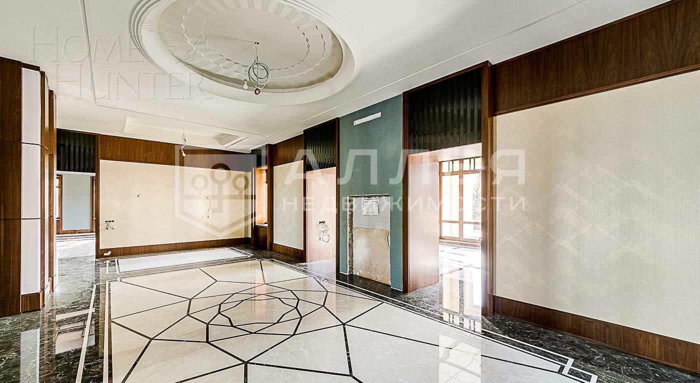 2-этажный коттедж 1 244 м² с отделкой