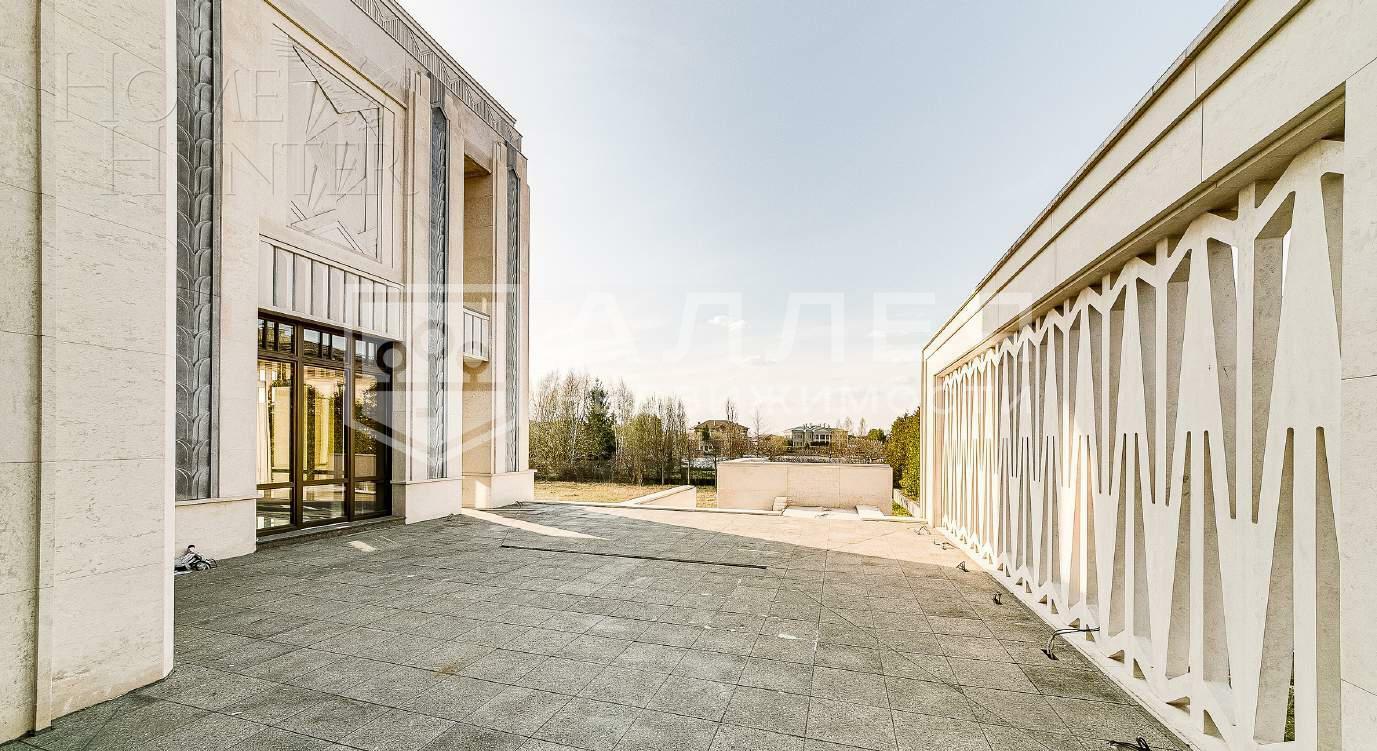 2-этажный коттедж 1 244 м² с отделкой