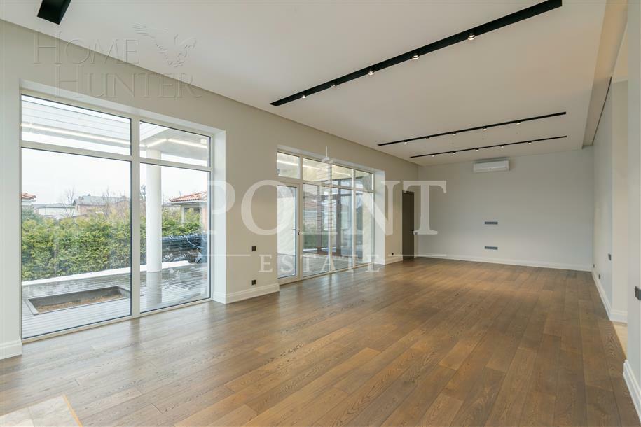 1-этажный коттедж 350 м² с отделкой