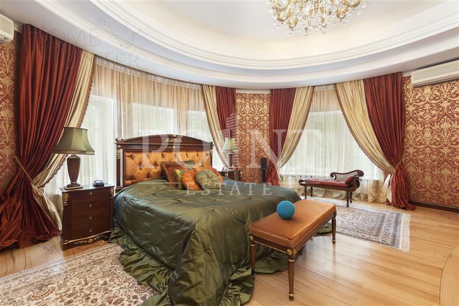 2-этажный коттедж 1 450 м² с отделкой