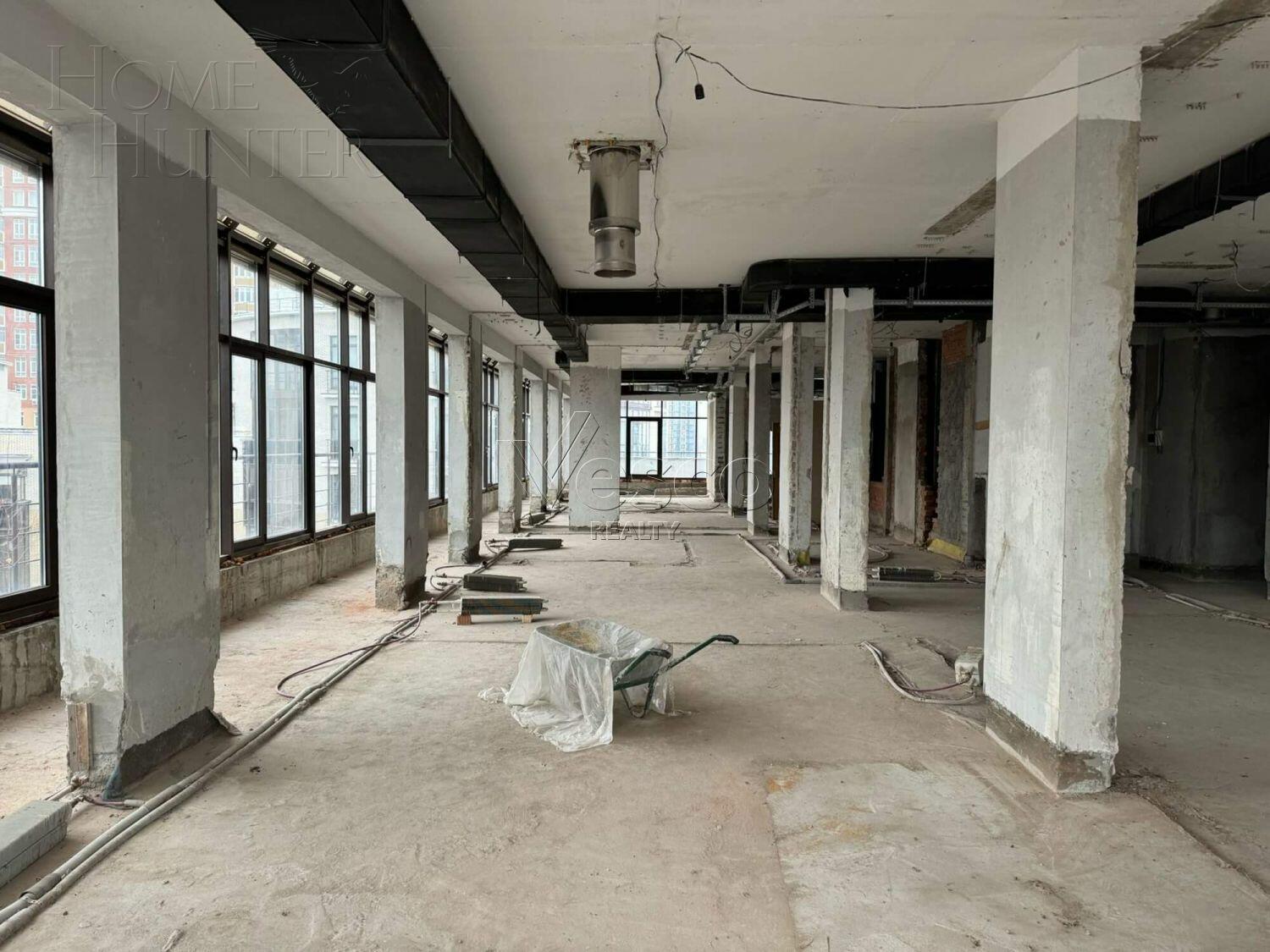 10-КОМН. ПЕНТХАУС БЕЗ ОТДЕЛКИ 690 М² НА 7 ЭТАЖЕ