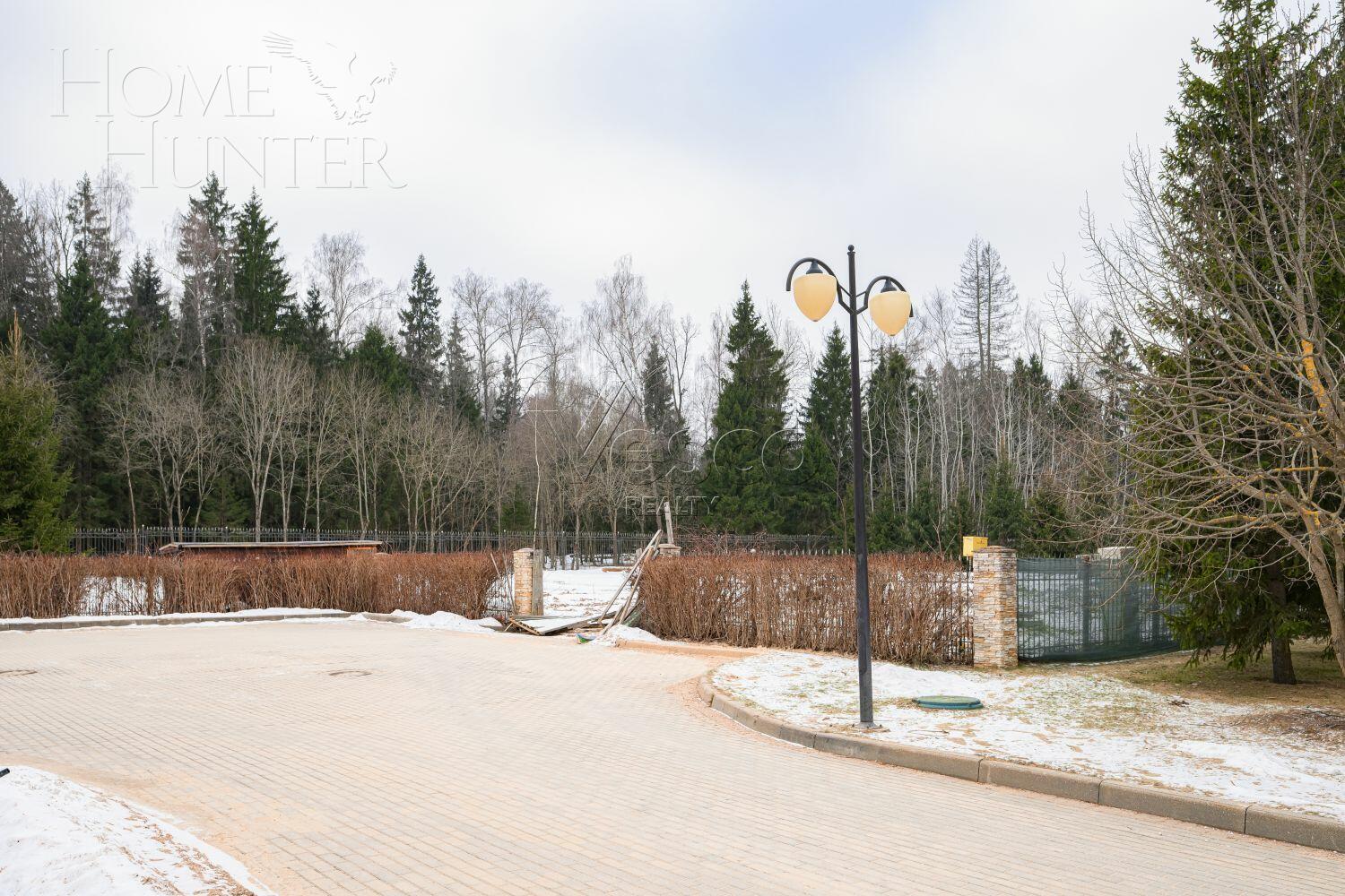 Участок 34.7 сот. в охраняемом поселке