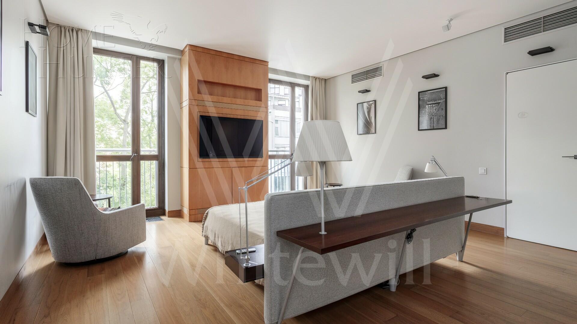 5-КОМН. КВАРТИРА С ОТДЕЛКОЙ 242.7 М² НА 4 ЭТАЖЕ