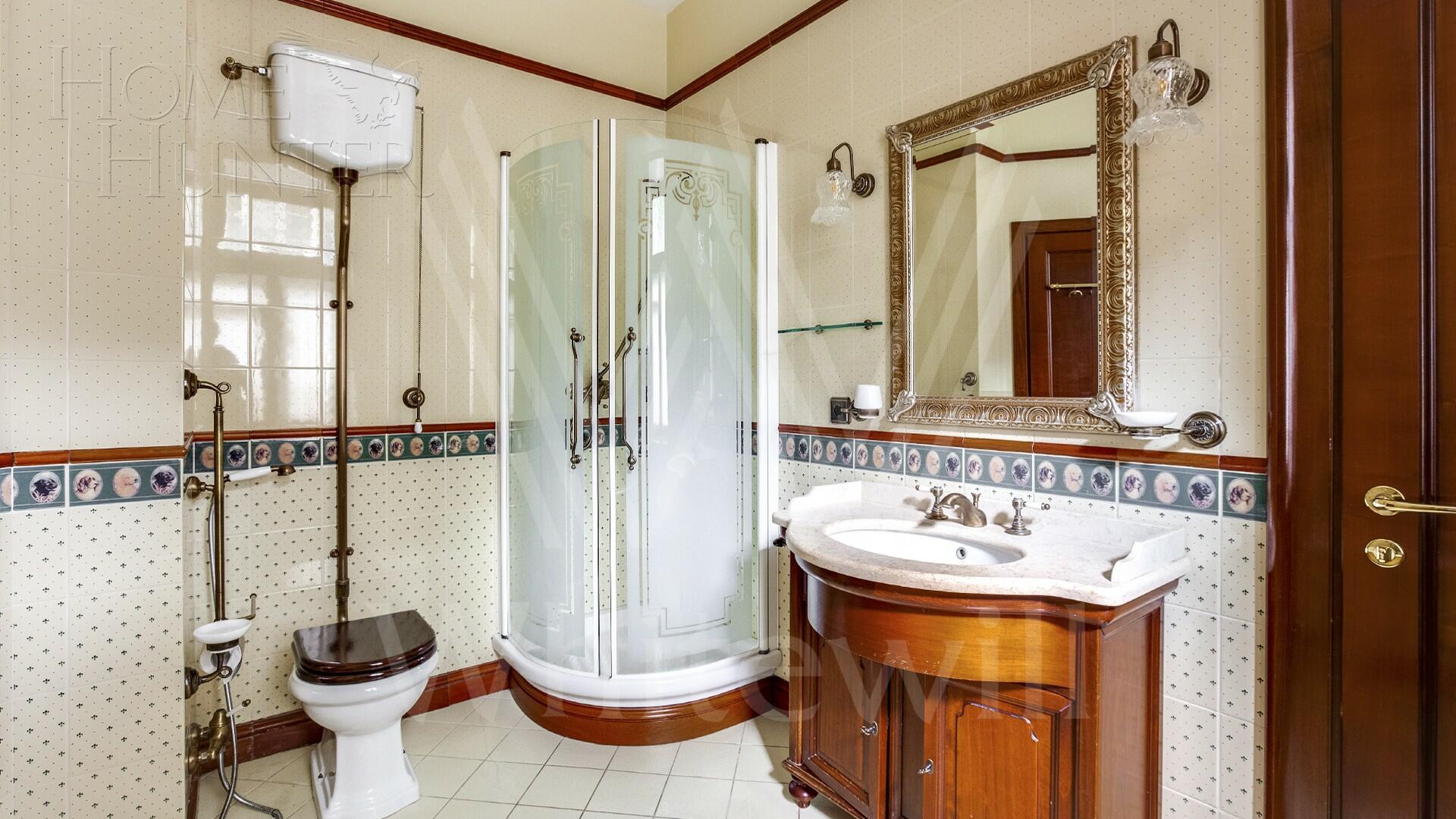 3-КОМН. КВАРТИРА С ОТДЕЛКОЙ 110.5 М² НА 2 ЭТАЖЕ