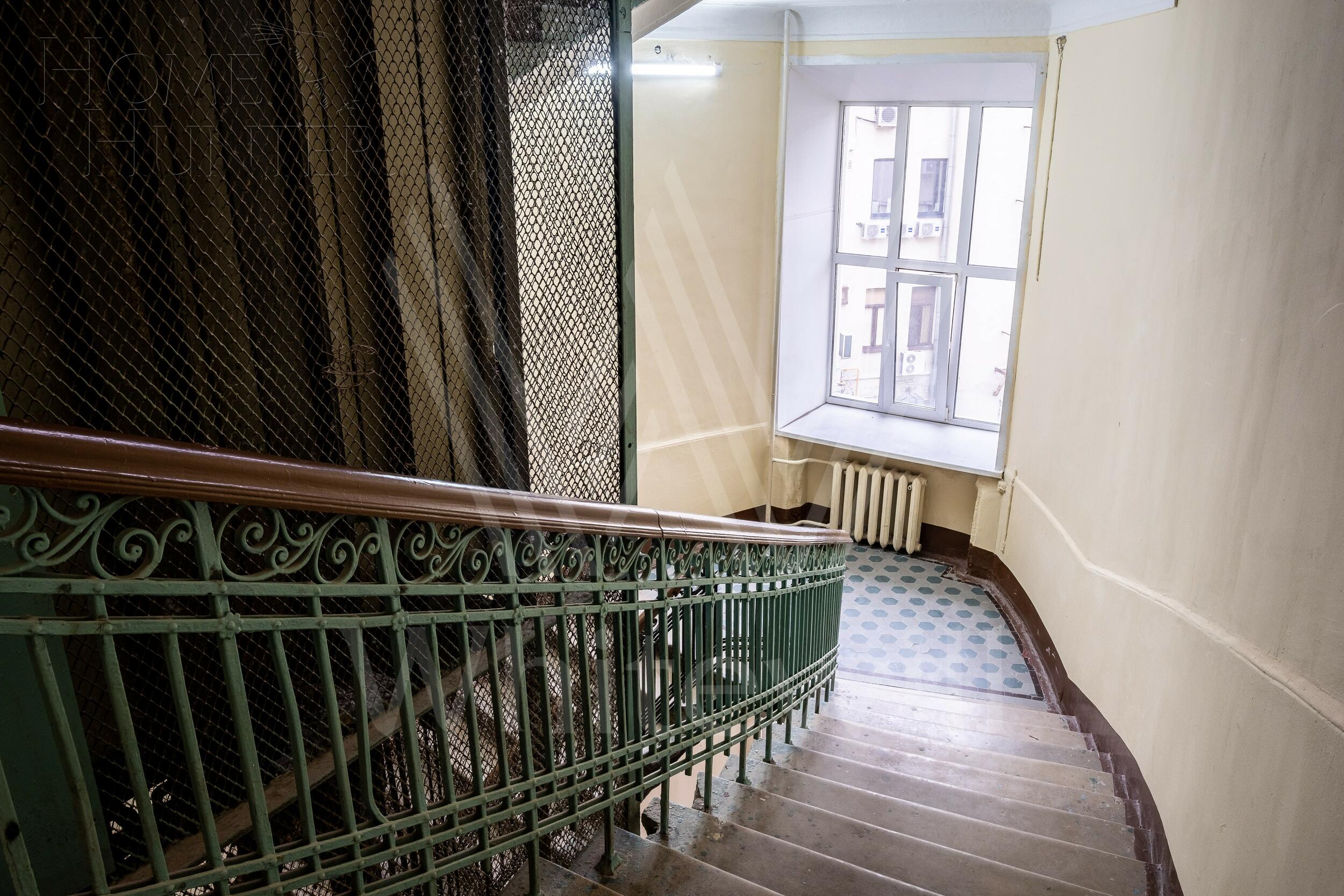 4-КОМН. КВАРТИРА С ОТДЕЛКОЙ 250.25 М² НА 4 ЭТАЖЕ