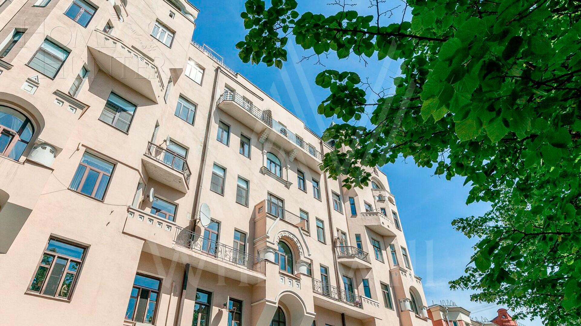 6-КОМН. КВАРТИРА С ОТДЕЛКОЙ 145 М² НА 2 ЭТАЖЕ