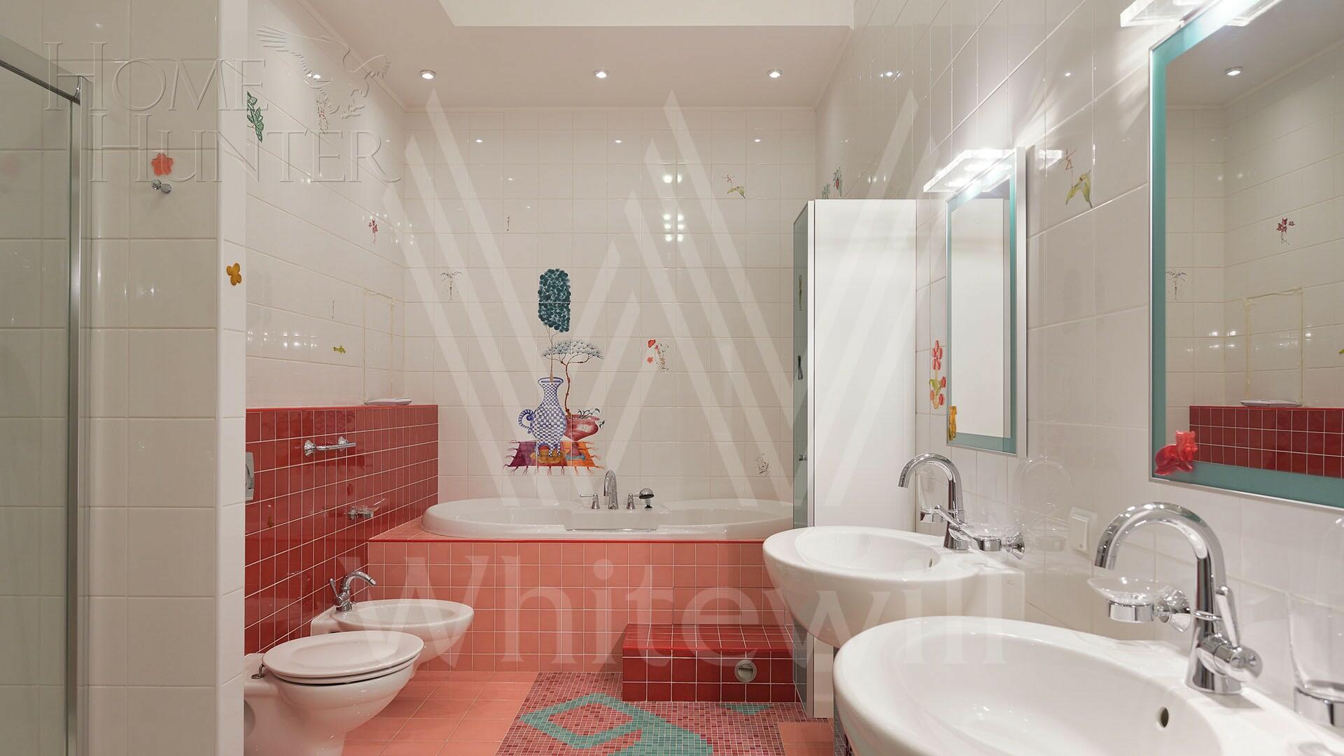 6-КОМН. КВАРТИРА С ОТДЕЛКОЙ 436.4 М² НА 3 ЭТАЖЕ