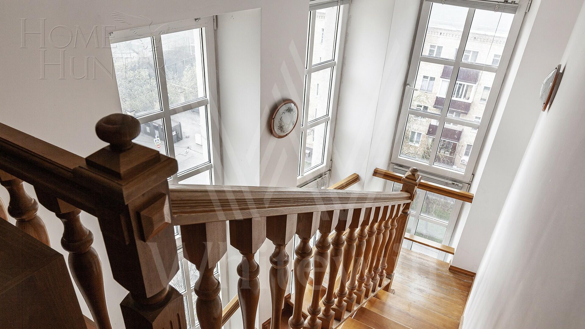 2-УРОВНЕВАЯ КВАРТИРА С ОТДЕЛКОЙ 295 М² НА 6 ЭТАЖЕ