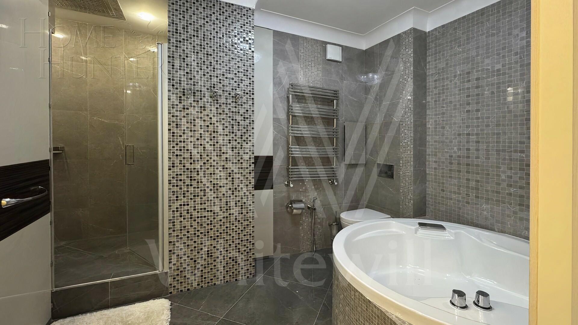 3-КОМН. КВАРТИРА С ОТДЕЛКОЙ 130 М² НА 16 ЭТАЖЕ