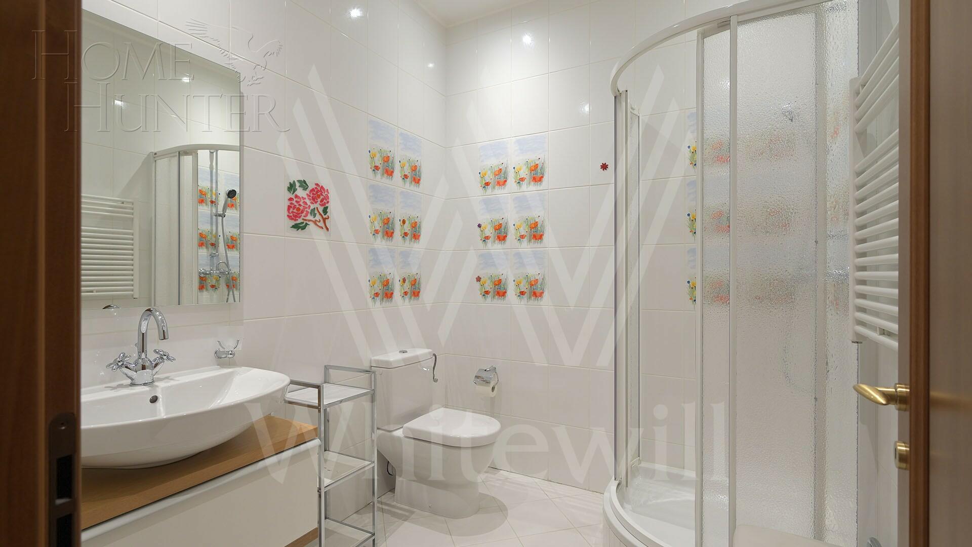 6-КОМН. КВАРТИРА С ОТДЕЛКОЙ 436.4 М² НА 3 ЭТАЖЕ