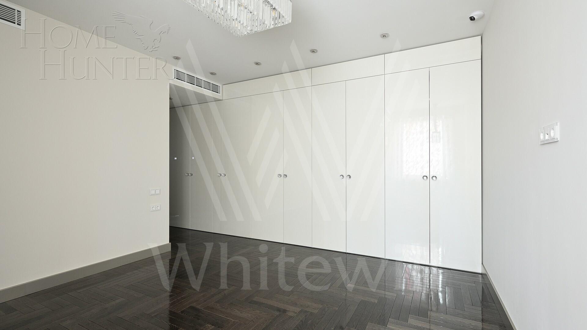 4-КОМН. КВАРТИРА С ОТДЕЛКОЙ 206.5 М² НА 6 ЭТАЖЕ