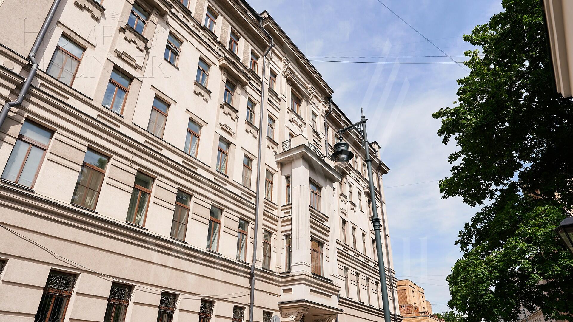 2-УРОВНЕВЫЙ ПЕНТХАУС С ОТДЕЛКОЙ 351 М² НА 5 ЭТАЖЕ