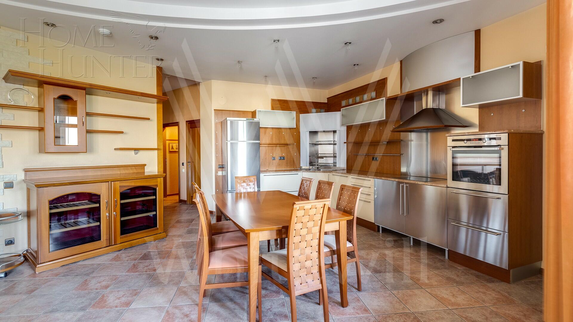 3-КОМН. КВАРТИРА С ОТДЕЛКОЙ 189.2 М² НА 12 ЭТАЖЕ