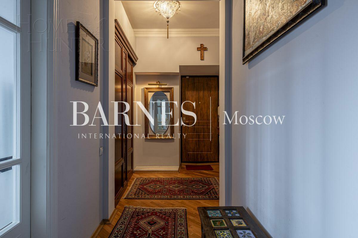 5-КОМН. КВАРТИРА С ОТДЕЛКОЙ 125 М² НА 4 ЭТАЖЕ