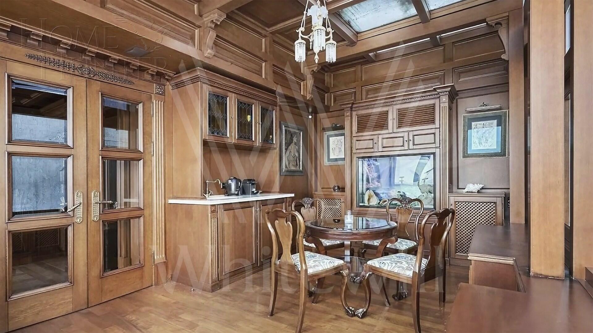 4-КОМН. ПЕНТХАУС С ОТДЕЛКОЙ 258 М² НА 11 ЭТАЖЕ