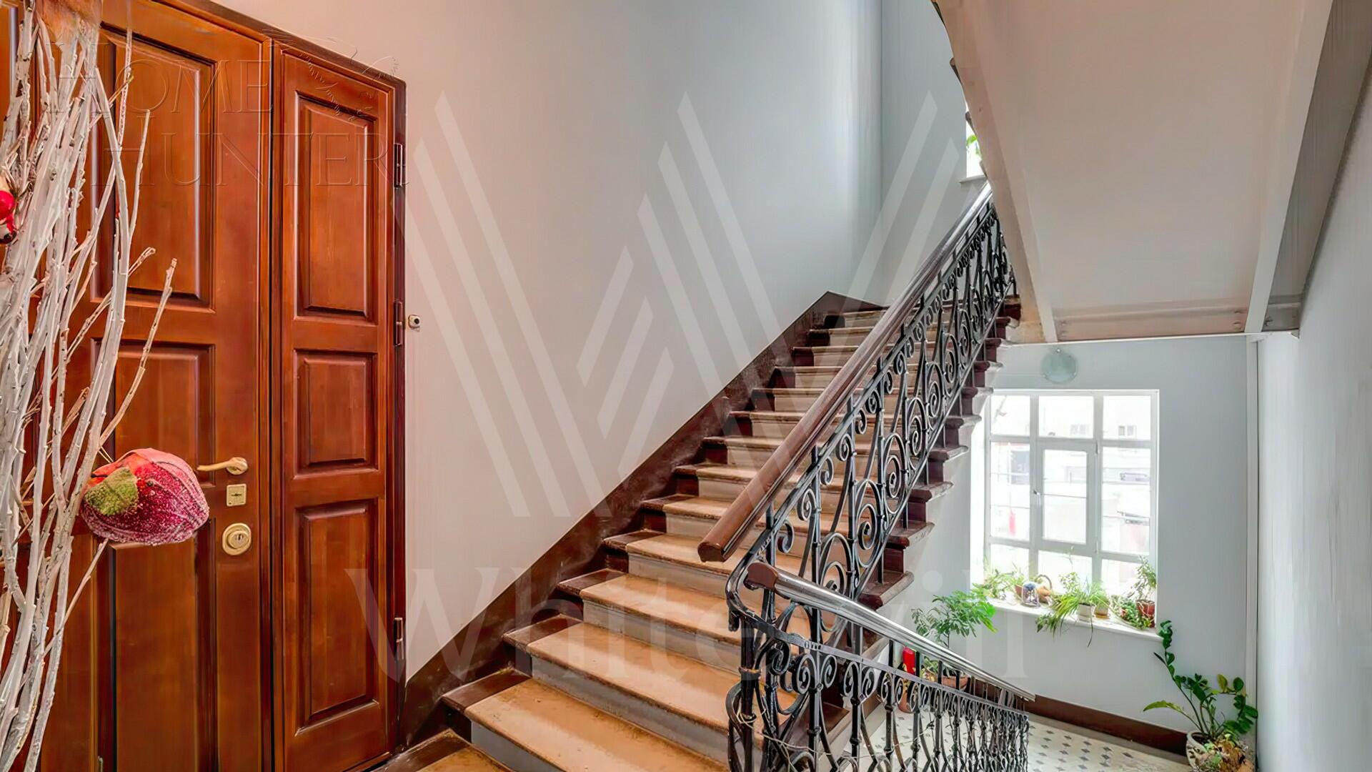 3-КОМН. КВАРТИРА С ОТДЕЛКОЙ 135 М² НА 2 ЭТАЖЕ