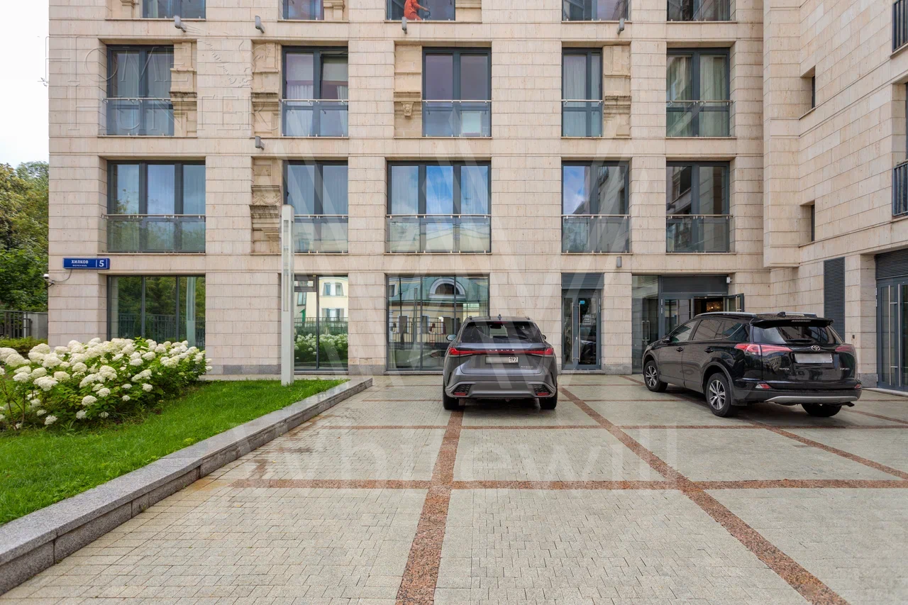 5-КОМН. КВАРТИРА С ОТДЕЛКОЙ 242.7 М² НА 4 ЭТАЖЕ
