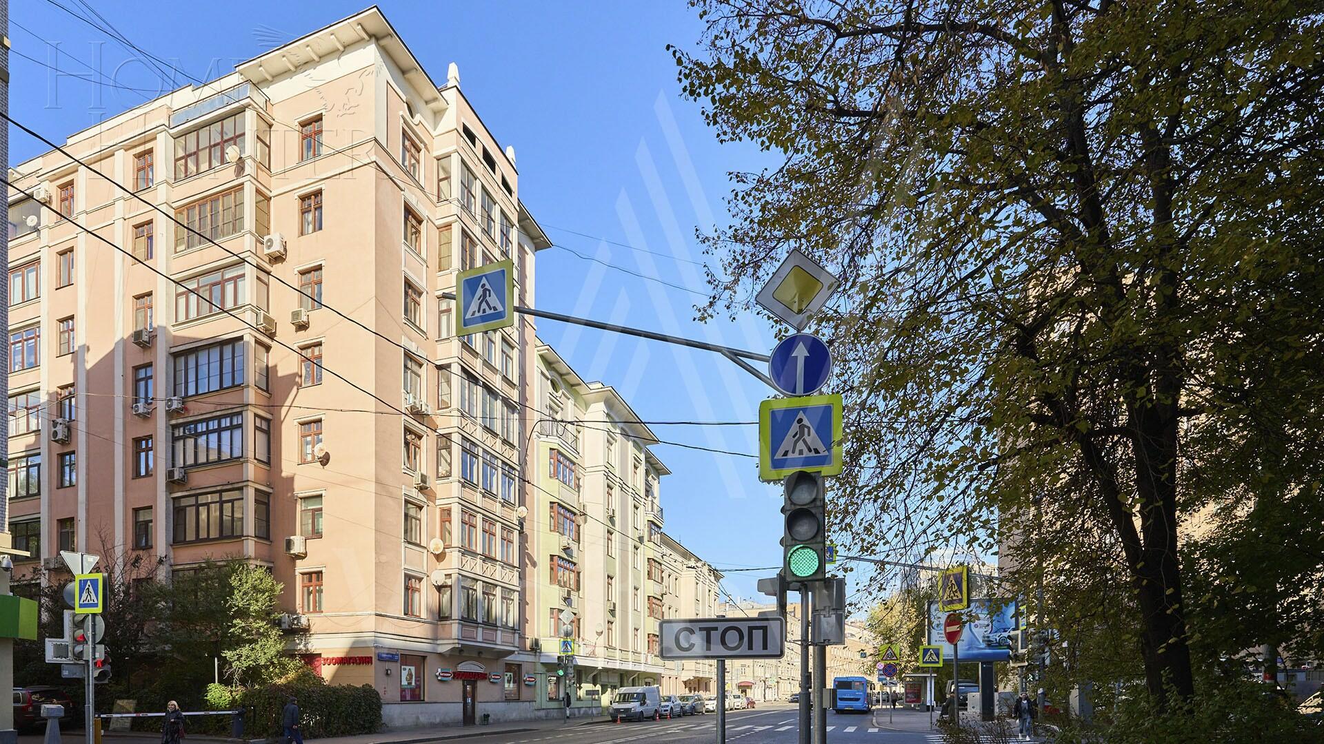 4-КОМН. КВАРТИРА С ОТДЕЛКОЙ 165 М² НА 3 ЭТАЖЕ