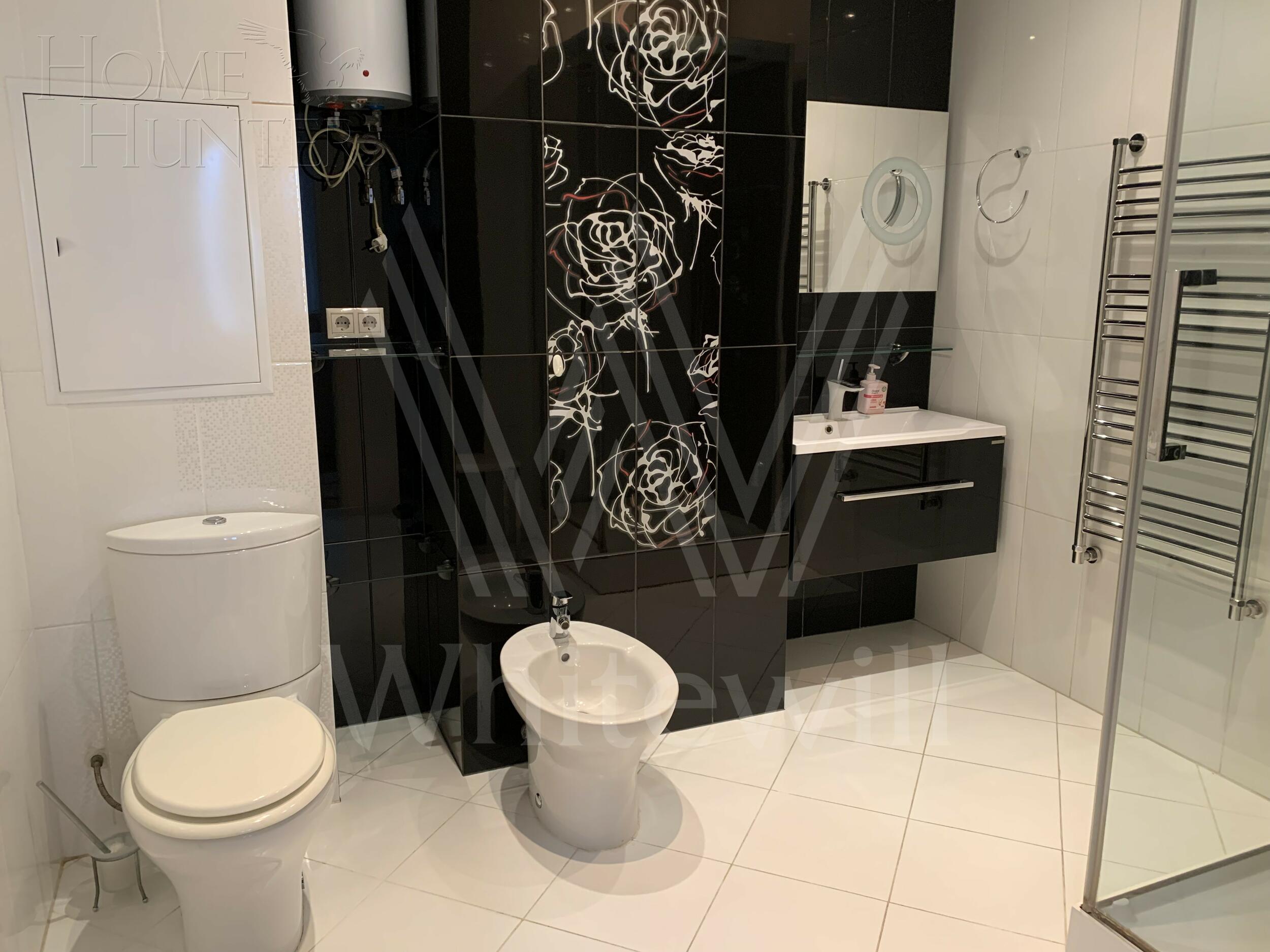 3-КОМН. КВАРТИРА С ОТДЕЛКОЙ 104 М² НА 3 ЭТАЖЕ