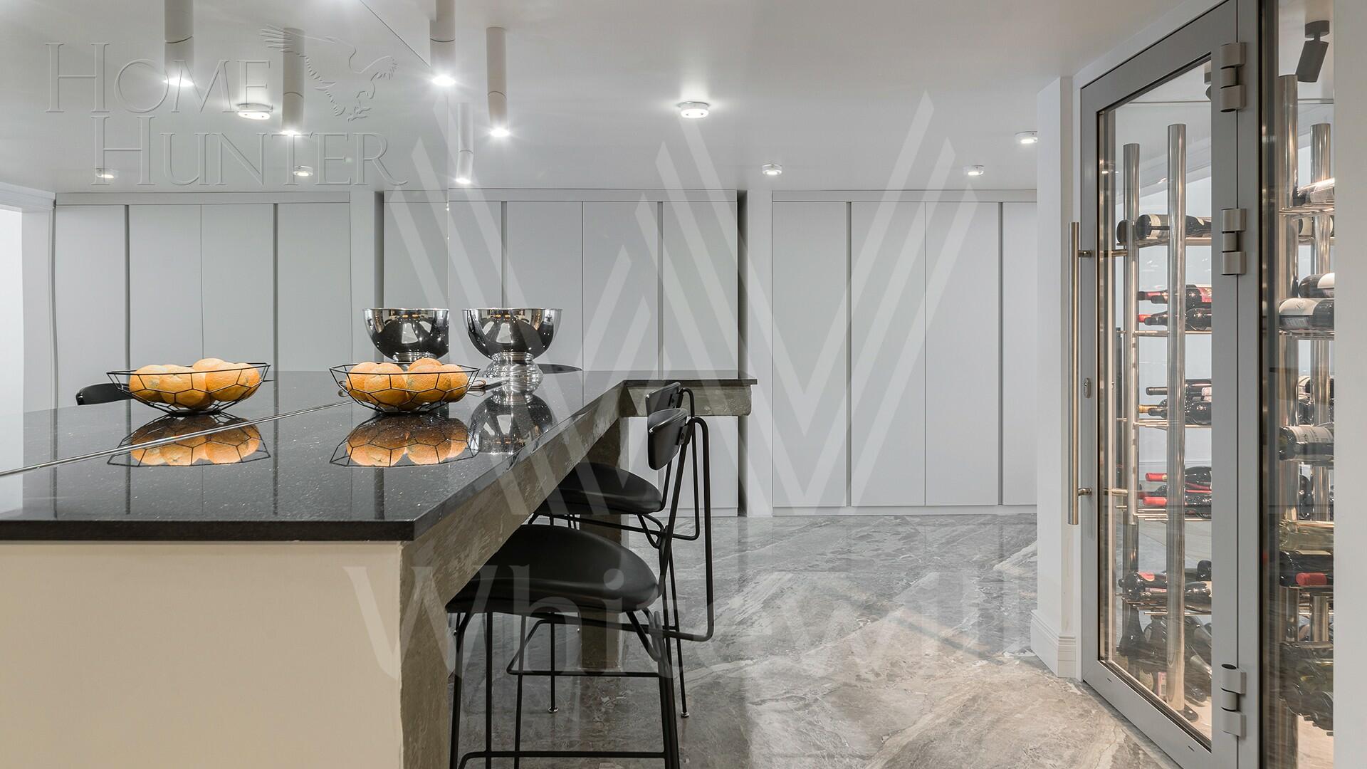 2-УРОВНЕВАЯ КВАРТИРА С ОТДЕЛКОЙ 380 М² НА 4 ЭТАЖЕ