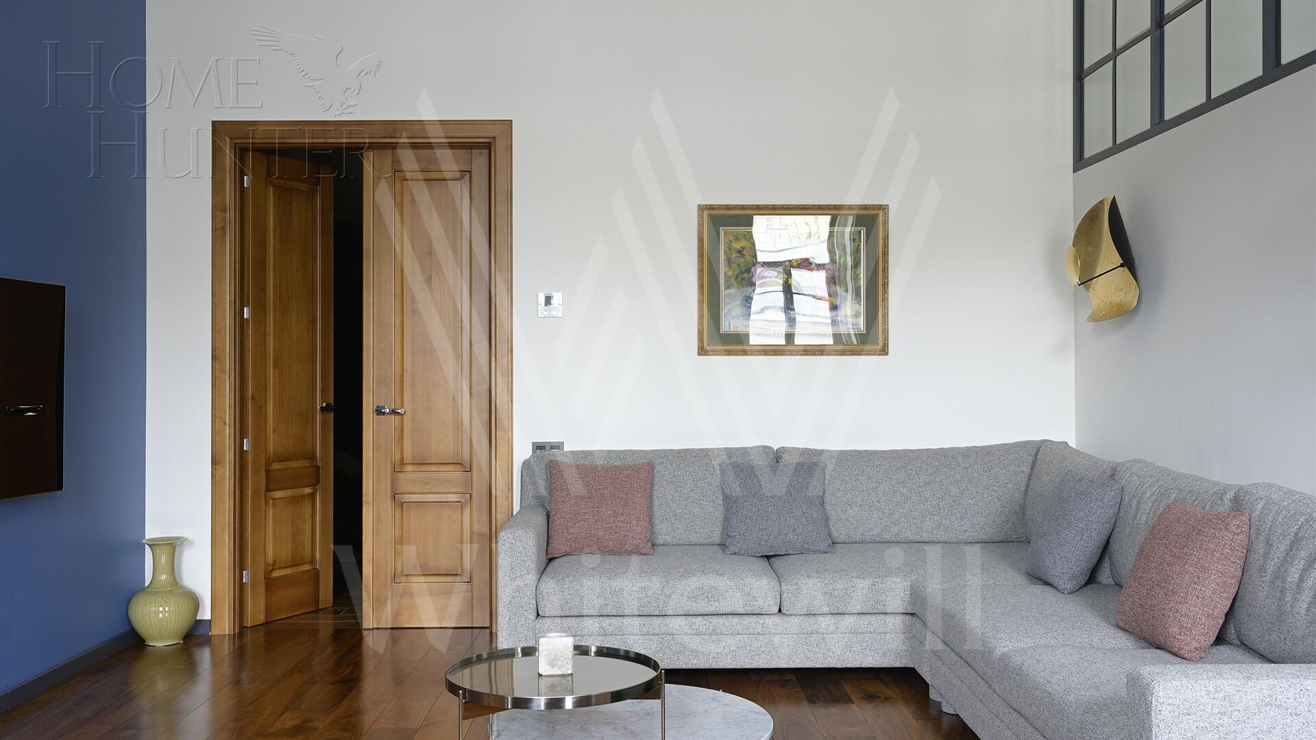 6-КОМН. КВАРТИРА С ОТДЕЛКОЙ 210 М² НА 2 ЭТАЖЕ