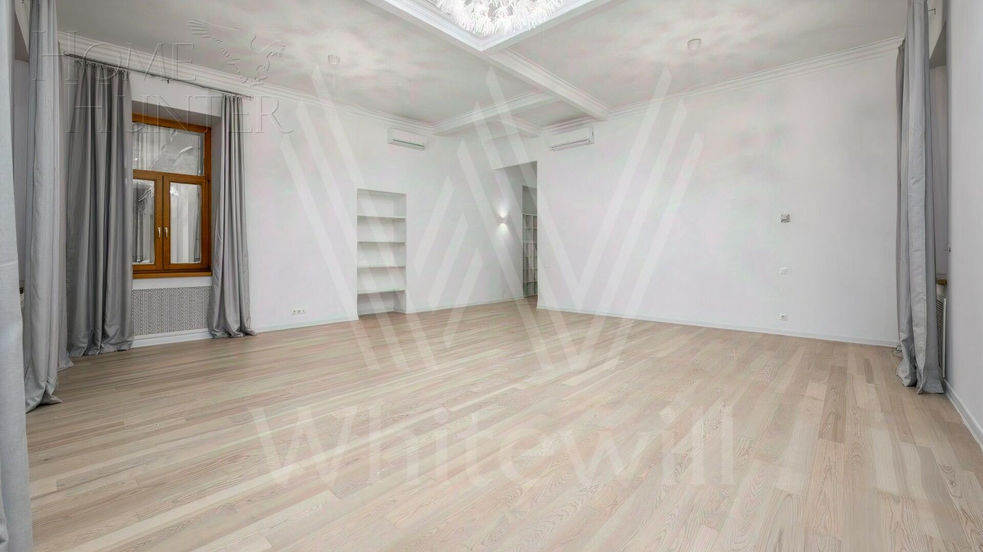 7-КОМН. КВАРТИРА С ОТДЕЛКОЙ 300 М² НА 3 ЭТАЖЕ