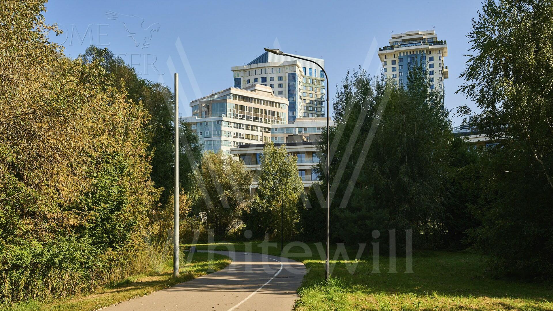 5-КОМН. КВАРТИРА С ОТДЕЛКОЙ 290 М² НА 2 ЭТАЖЕ