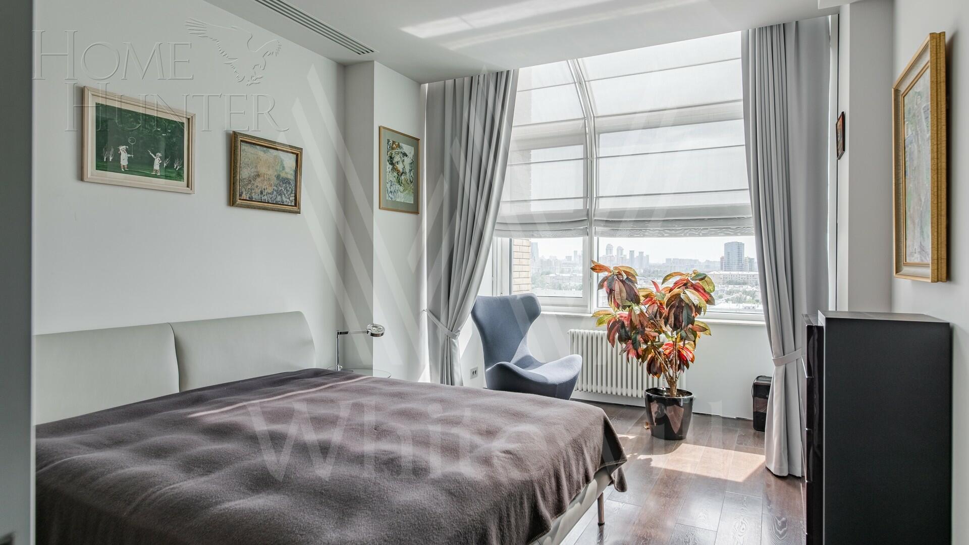 2-УРОВНЕВЫЙ ПЕНТХАУС С ОТДЕЛКОЙ 220 М² НА 14 ЭТАЖЕ