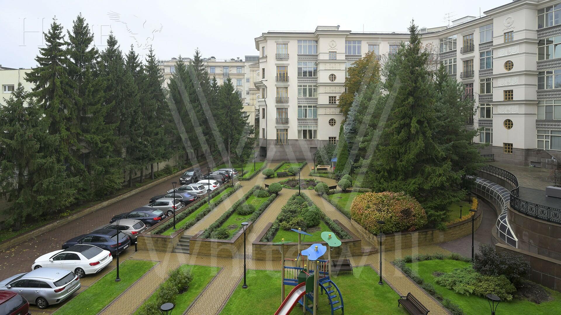 6-КОМН. КВАРТИРА С ОТДЕЛКОЙ 436.4 М² НА 3 ЭТАЖЕ