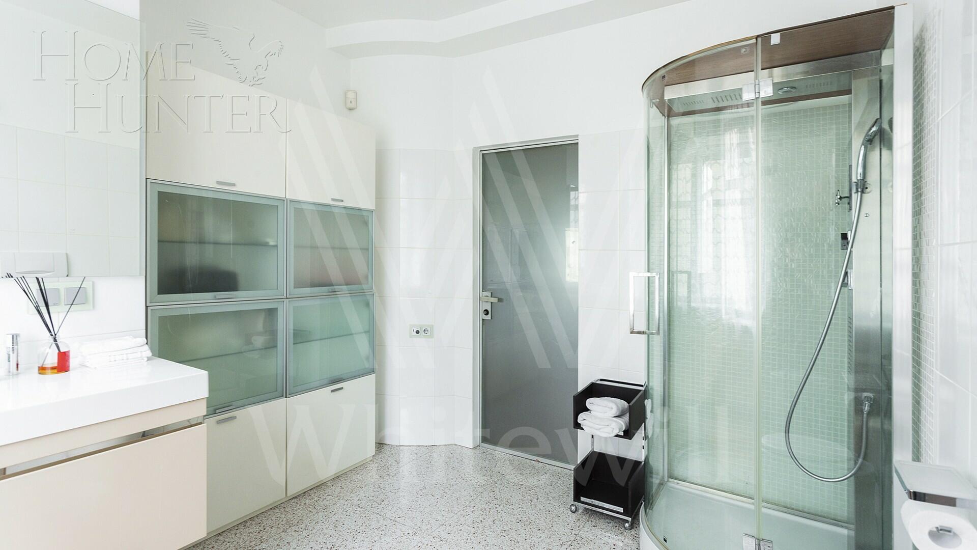 2-УРОВНЕВАЯ КВАРТИРА С ОТДЕЛКОЙ 246 М² НА 4 ЭТАЖЕ