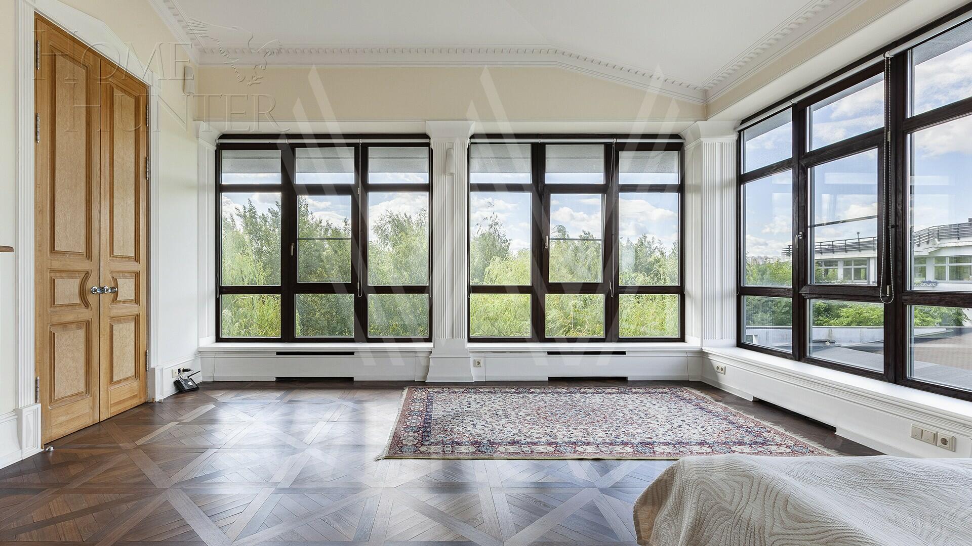 5-КОМН. КВАРТИРА С ОТДЕЛКОЙ 274 М² НА 4 ЭТАЖЕ