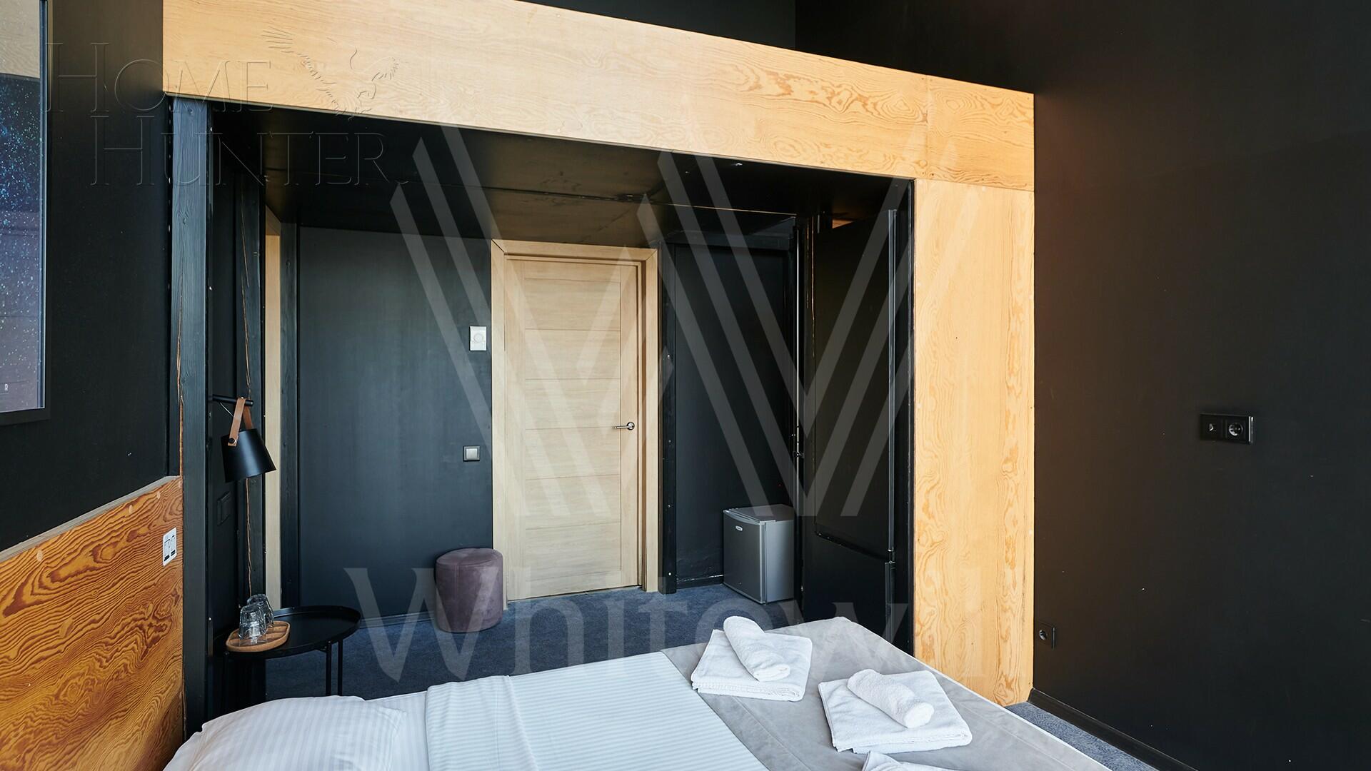 10-КОМН. АПАРТАМЕНТЫ С ОТДЕЛКОЙ 233.7 М² НА 67 ЭТАЖЕ