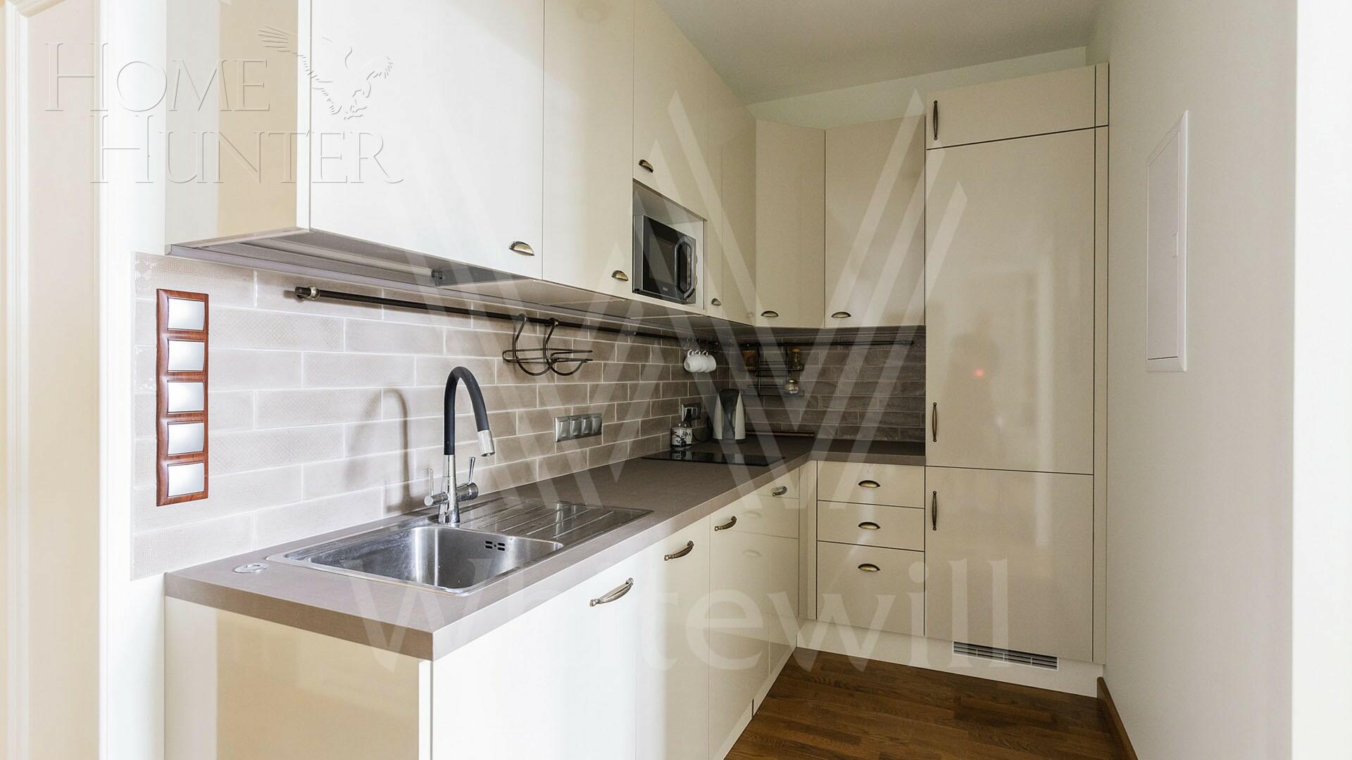 4-УРОВНЕВАЯ КВАРТИРА С ОТДЕЛКОЙ 253.1 М² НА 1 ЭТАЖЕ