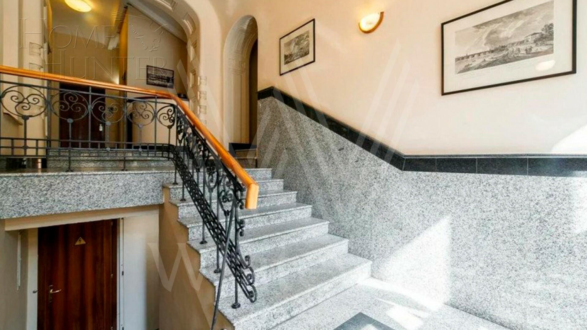 6-КОМН. КВАРТИРА С ОТДЕЛКОЙ 145 М² НА 2 ЭТАЖЕ