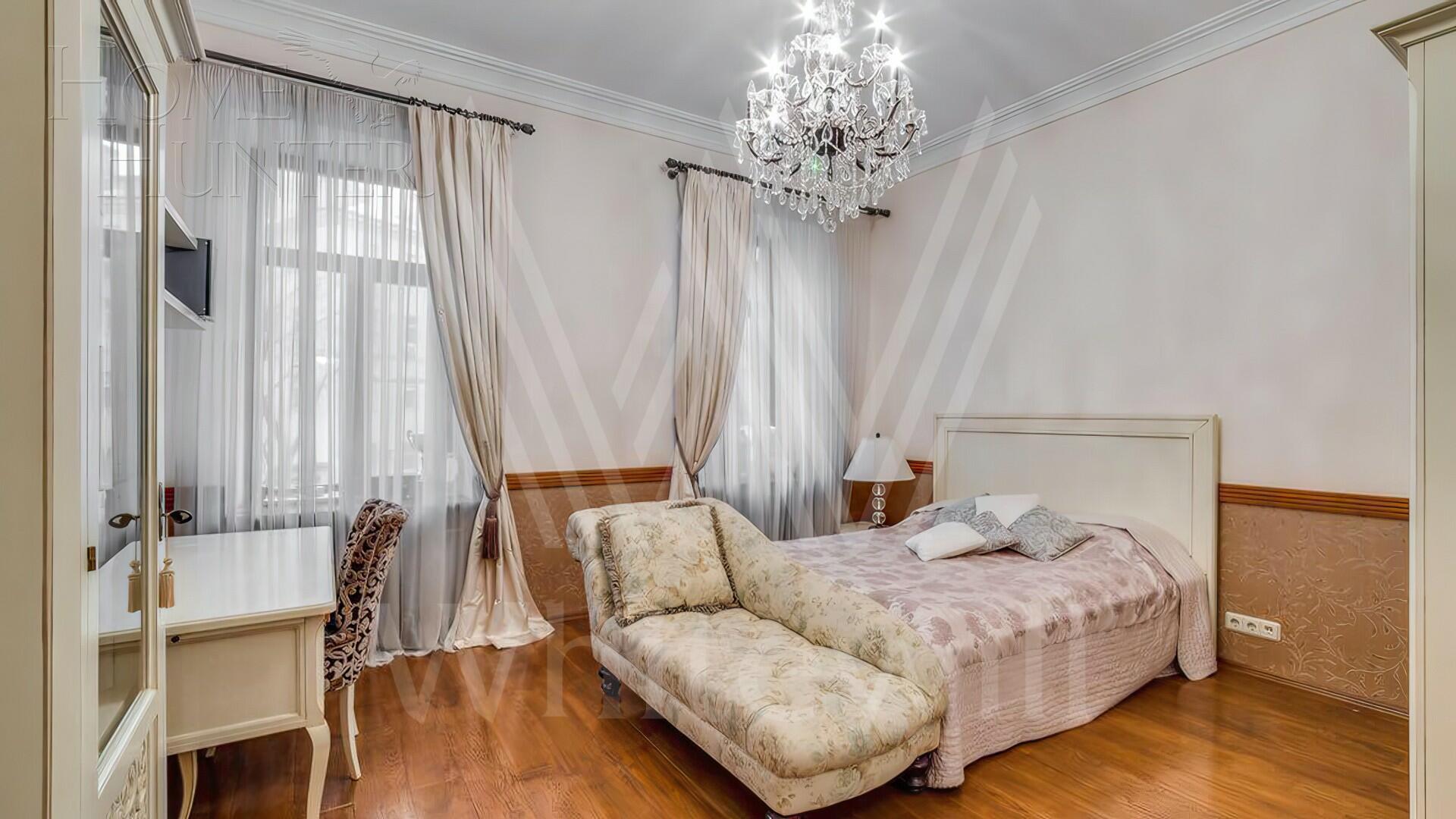 3-КОМН. КВАРТИРА С ОТДЕЛКОЙ 135 М² НА 2 ЭТАЖЕ