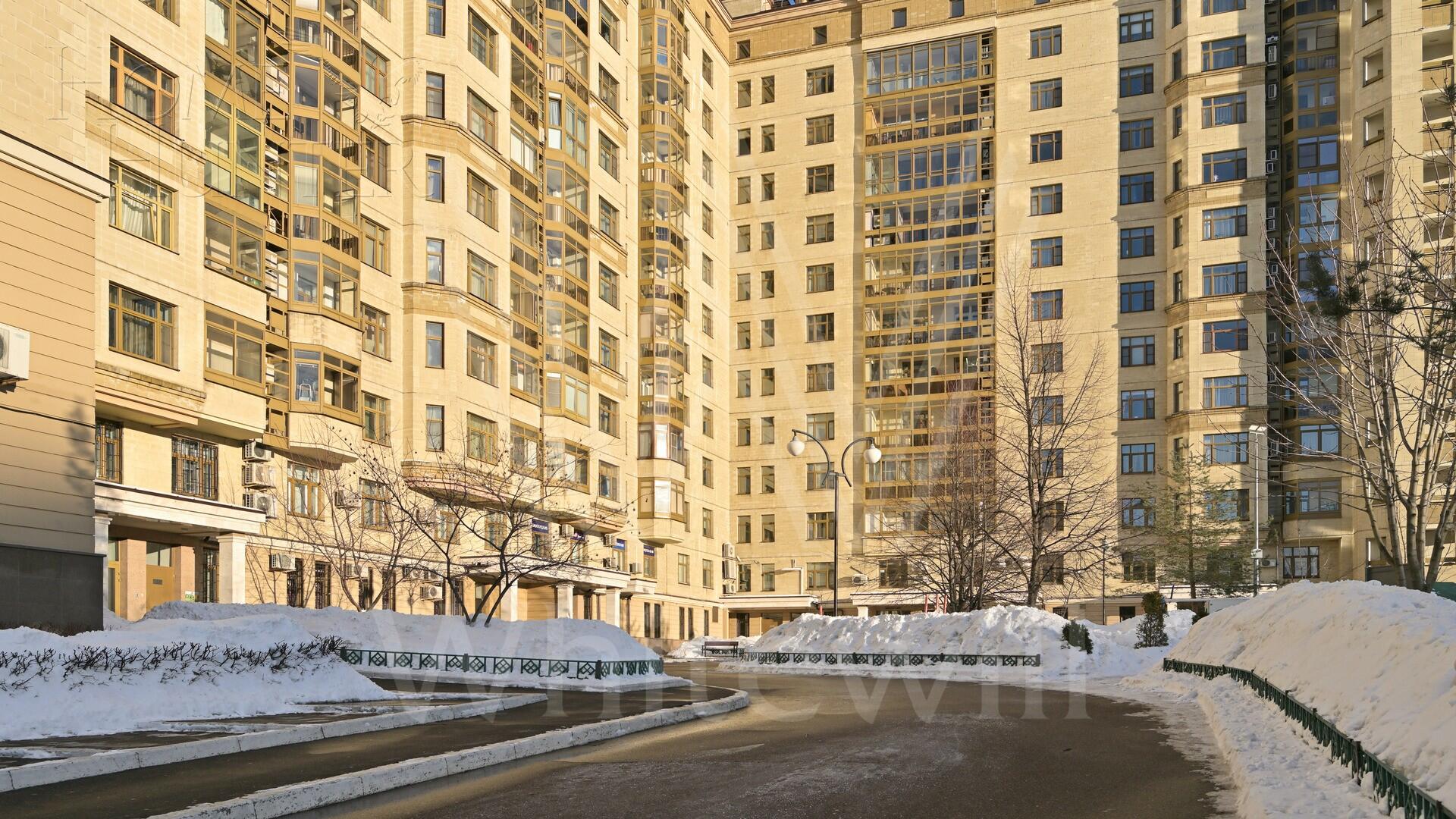 2-КОМН. КВАРТИРА С ОТДЕЛКОЙ 78 М² НА 3 ЭТАЖЕ