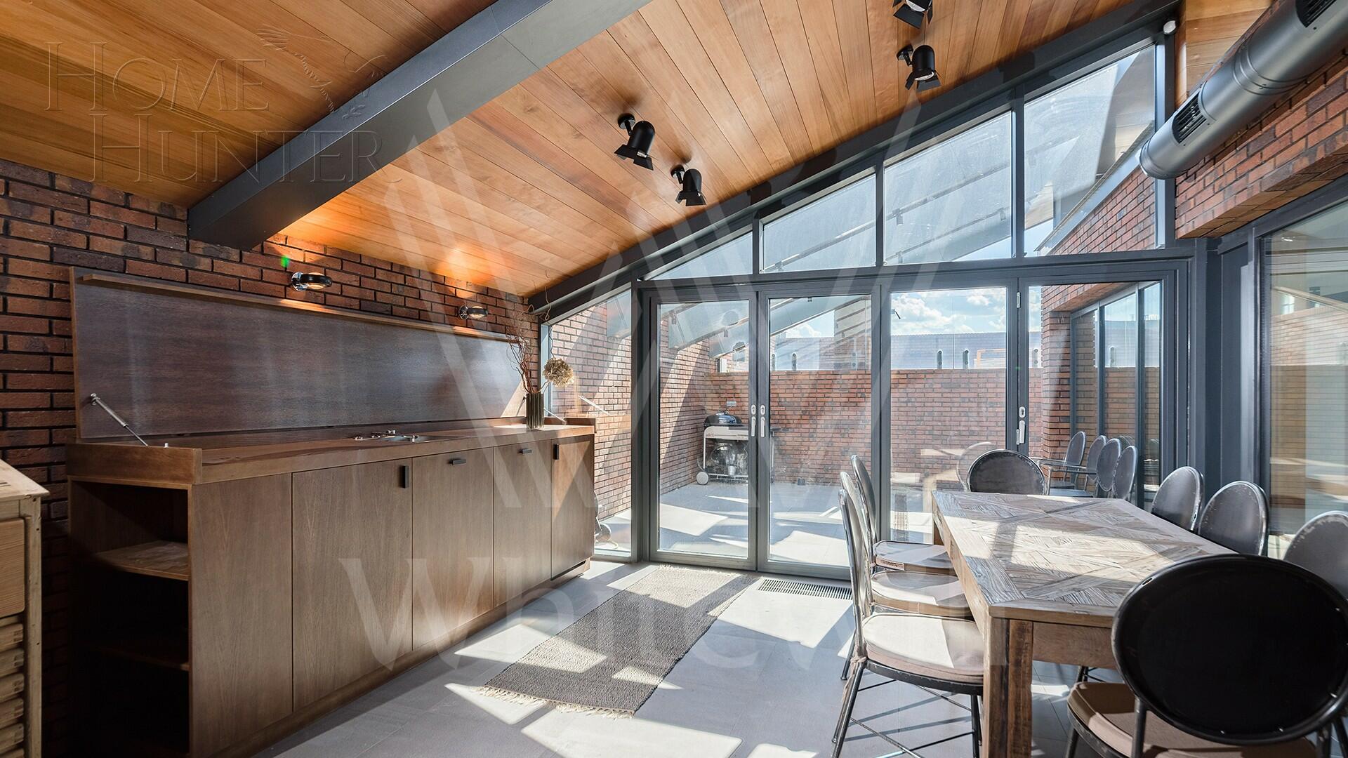 2-УРОВНЕВЫЙ ПЕНТХАУС С ОТДЕЛКОЙ 303 М² НА 11 ЭТАЖЕ