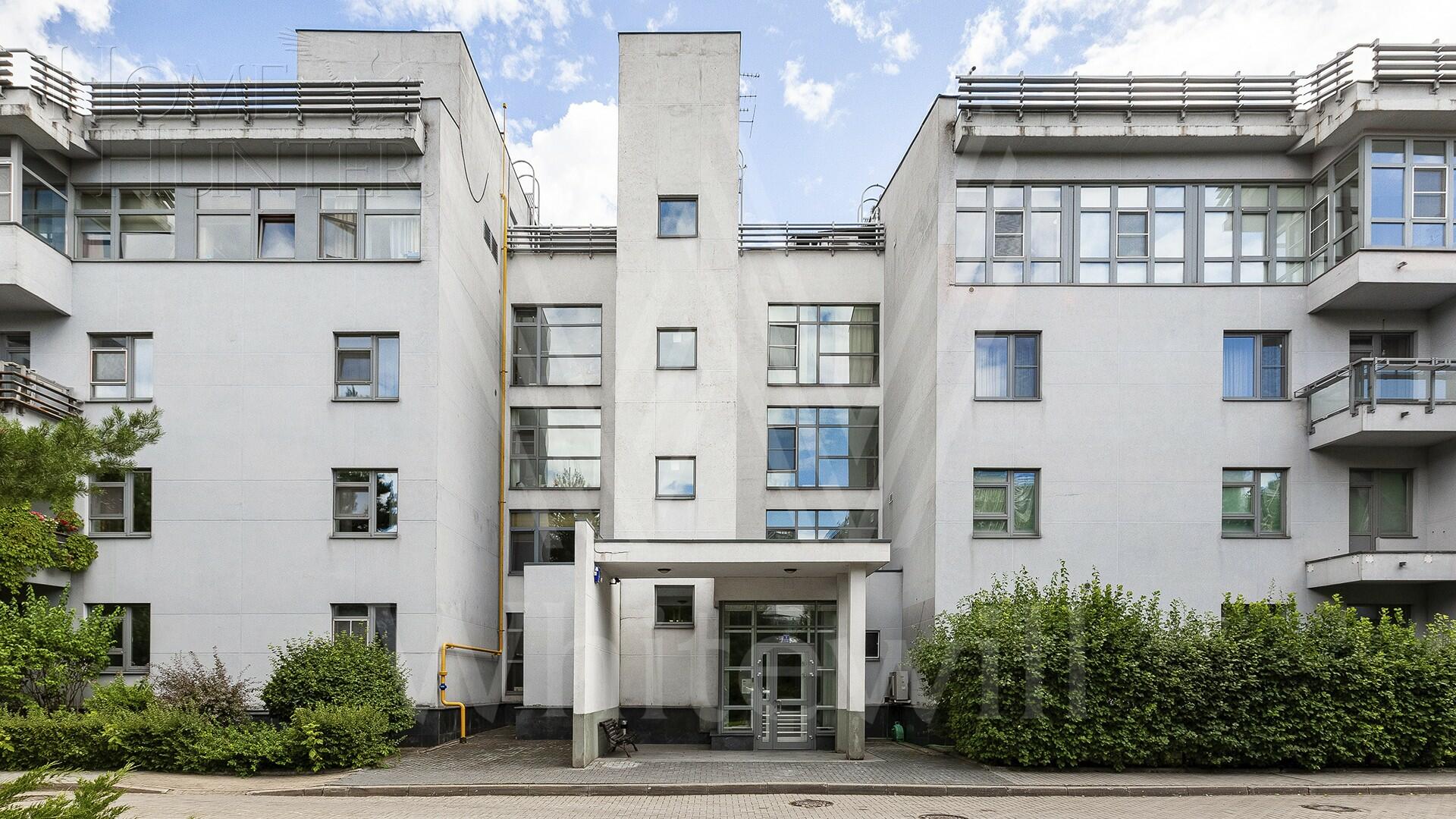 5-КОМН. КВАРТИРА С ОТДЕЛКОЙ 274 М² НА 4 ЭТАЖЕ