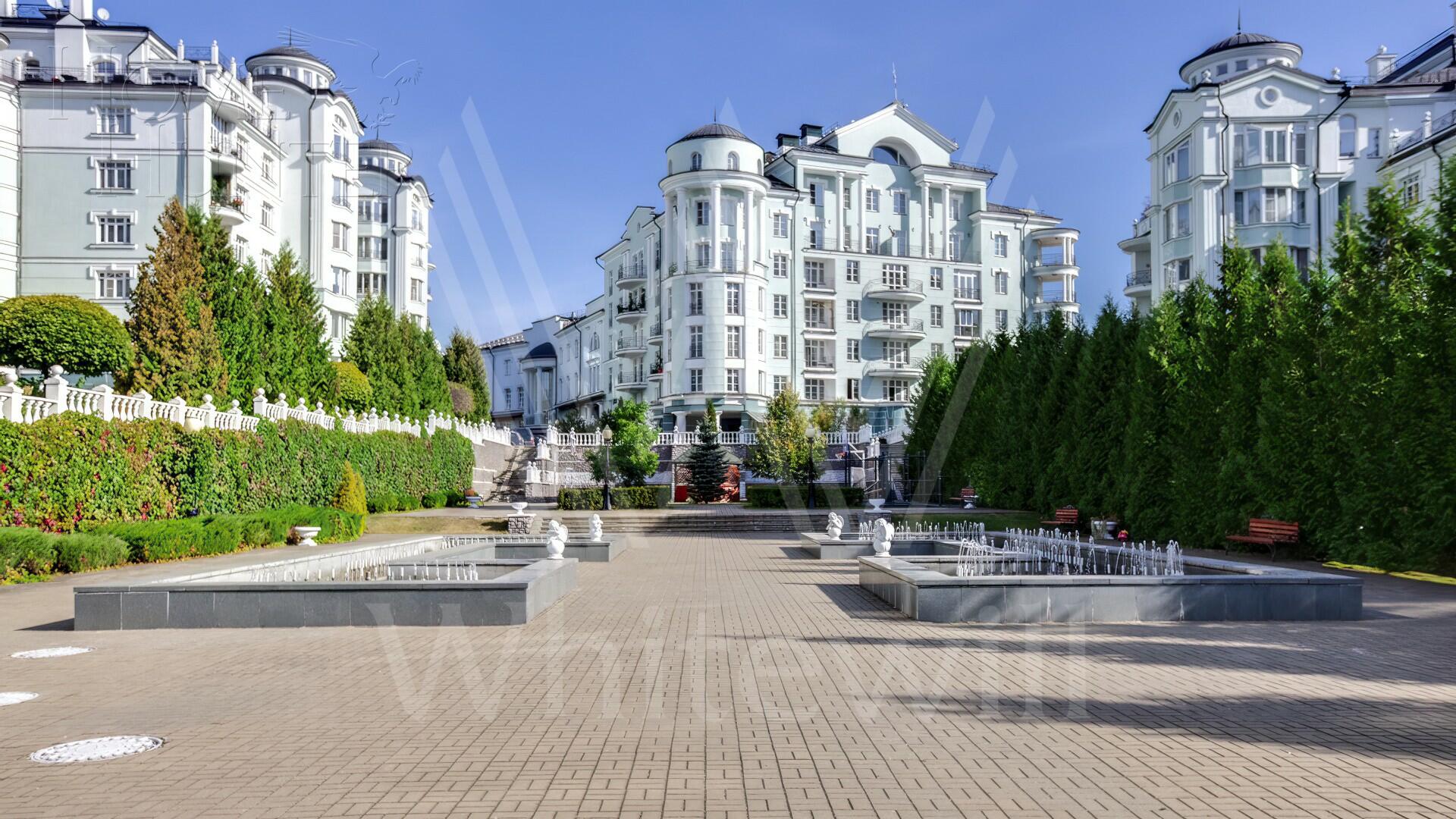 4-КОМН. КВАРТИРА С ОТДЕЛКОЙ 234 М² НА 4 ЭТАЖЕ