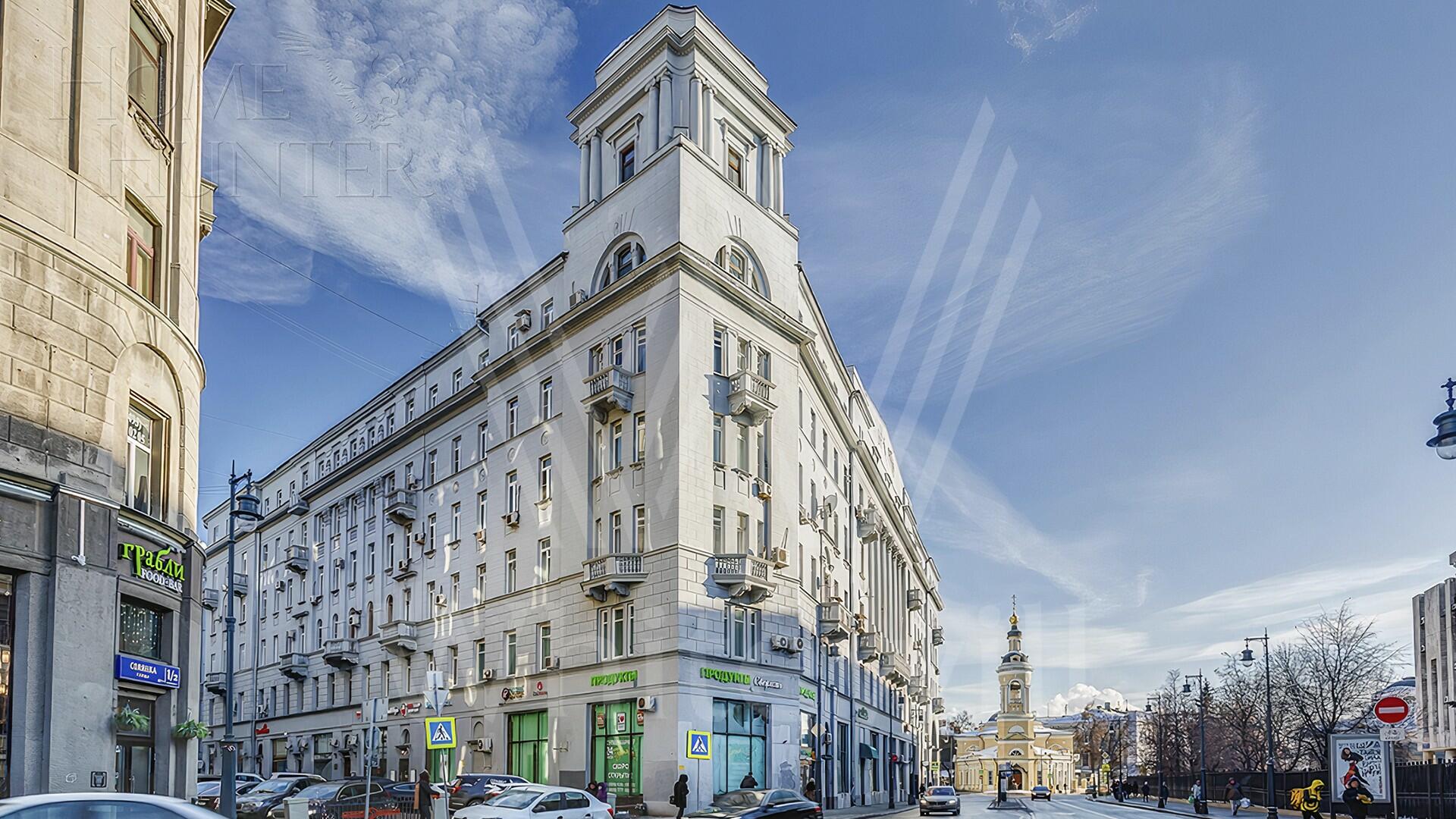 6-КОМН. КВАРТИРА С ОТДЕЛКОЙ 210 М² НА 2 ЭТАЖЕ