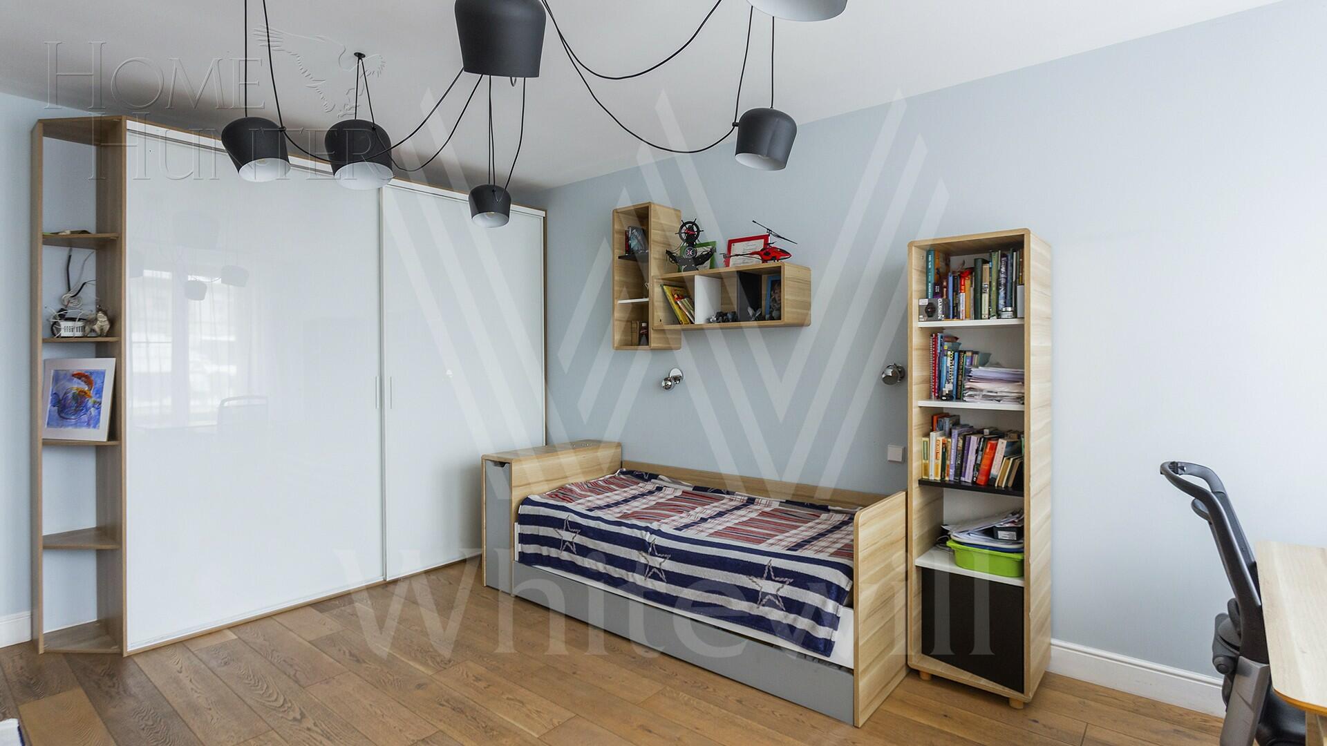5-КОМН. КВАРТИРА С ОТДЕЛКОЙ 200 М² НА 5 ЭТАЖЕ