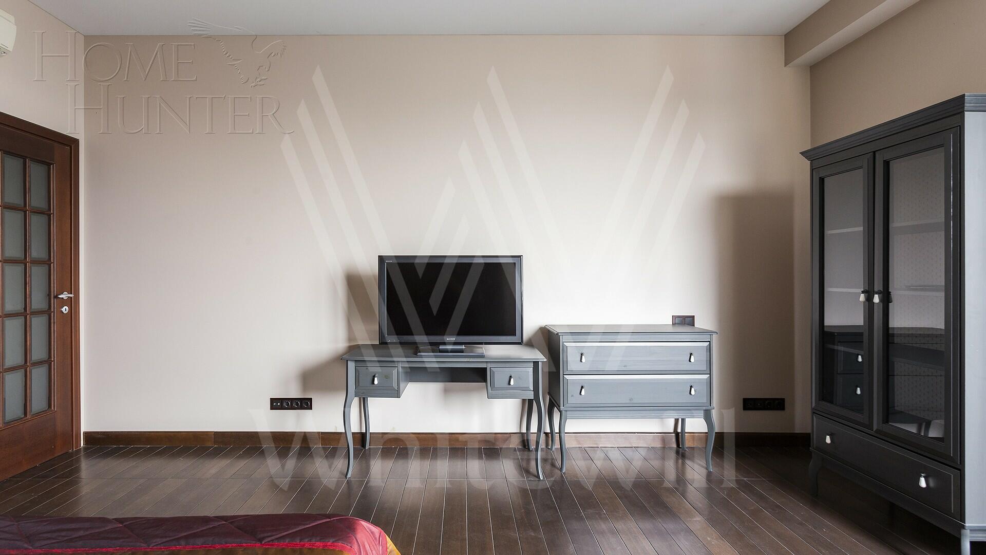 3-КОМН. КВАРТИРА С ОТДЕЛКОЙ 145 М² НА 8 ЭТАЖЕ