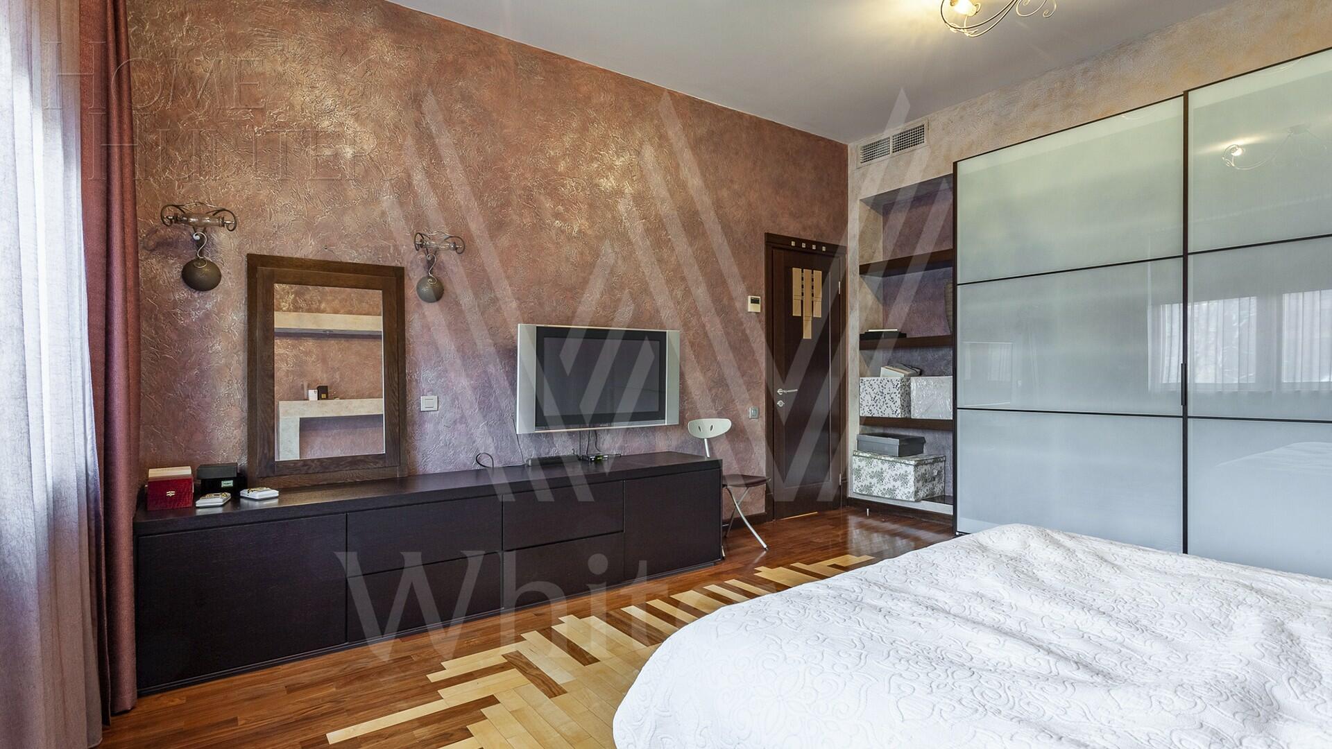 3-КОМН. КВАРТИРА С ОТДЕЛКОЙ 153 М² НА 4 ЭТАЖЕ