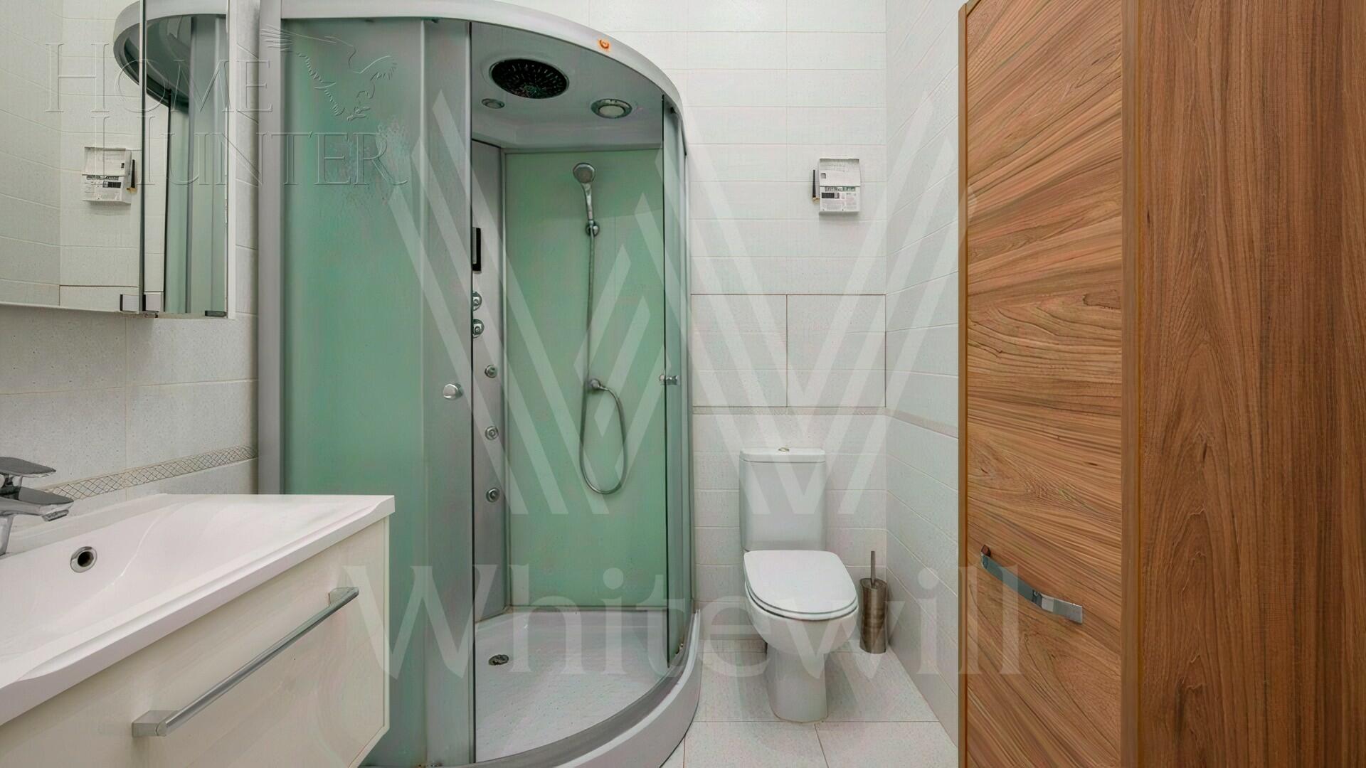 7-КОМН. КВАРТИРА С ОТДЕЛКОЙ 300 М² НА 3 ЭТАЖЕ