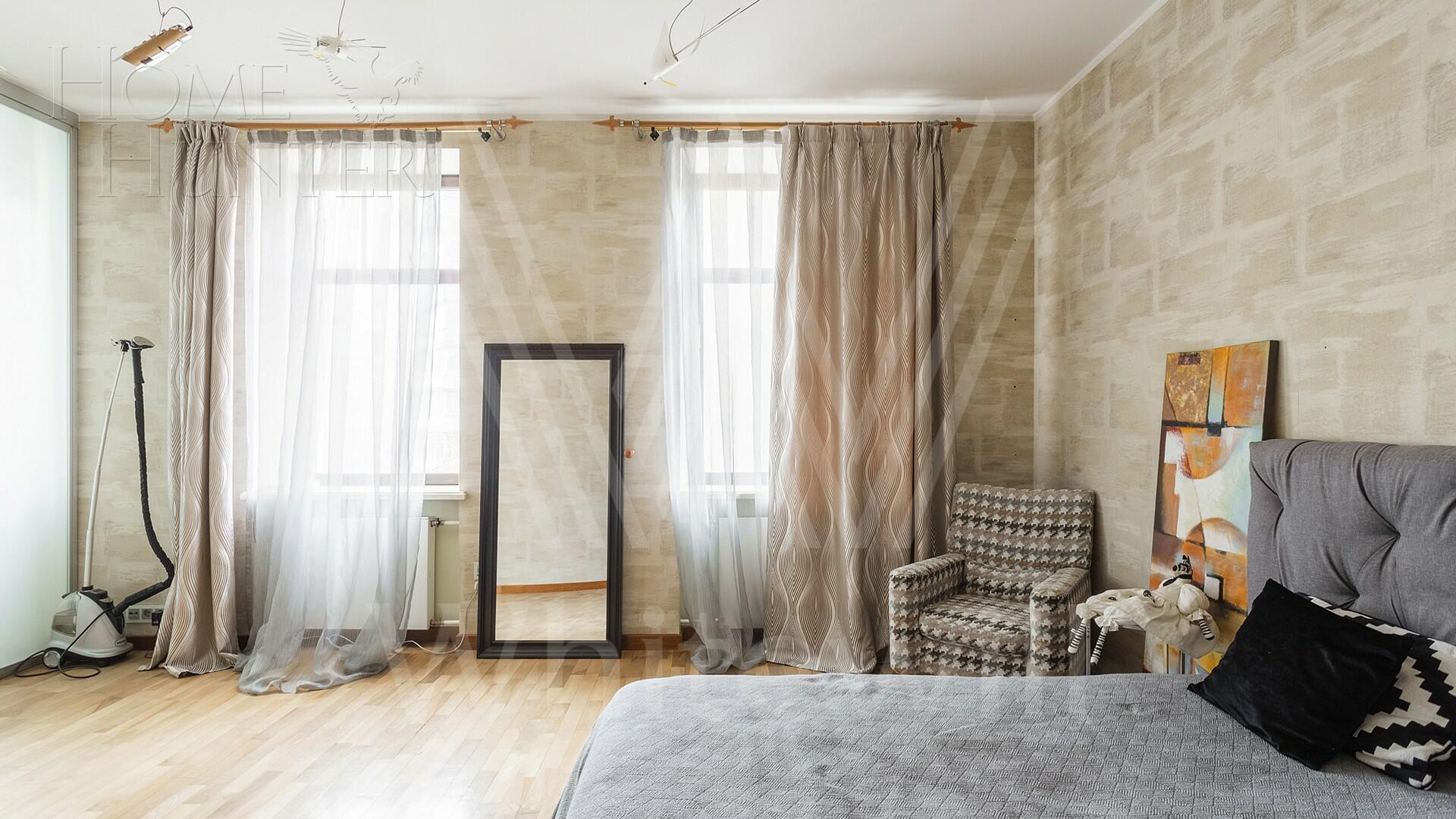 2-УРОВНЕВАЯ КВАРТИРА С ОТДЕЛКОЙ 246 М² НА 4 ЭТАЖЕ