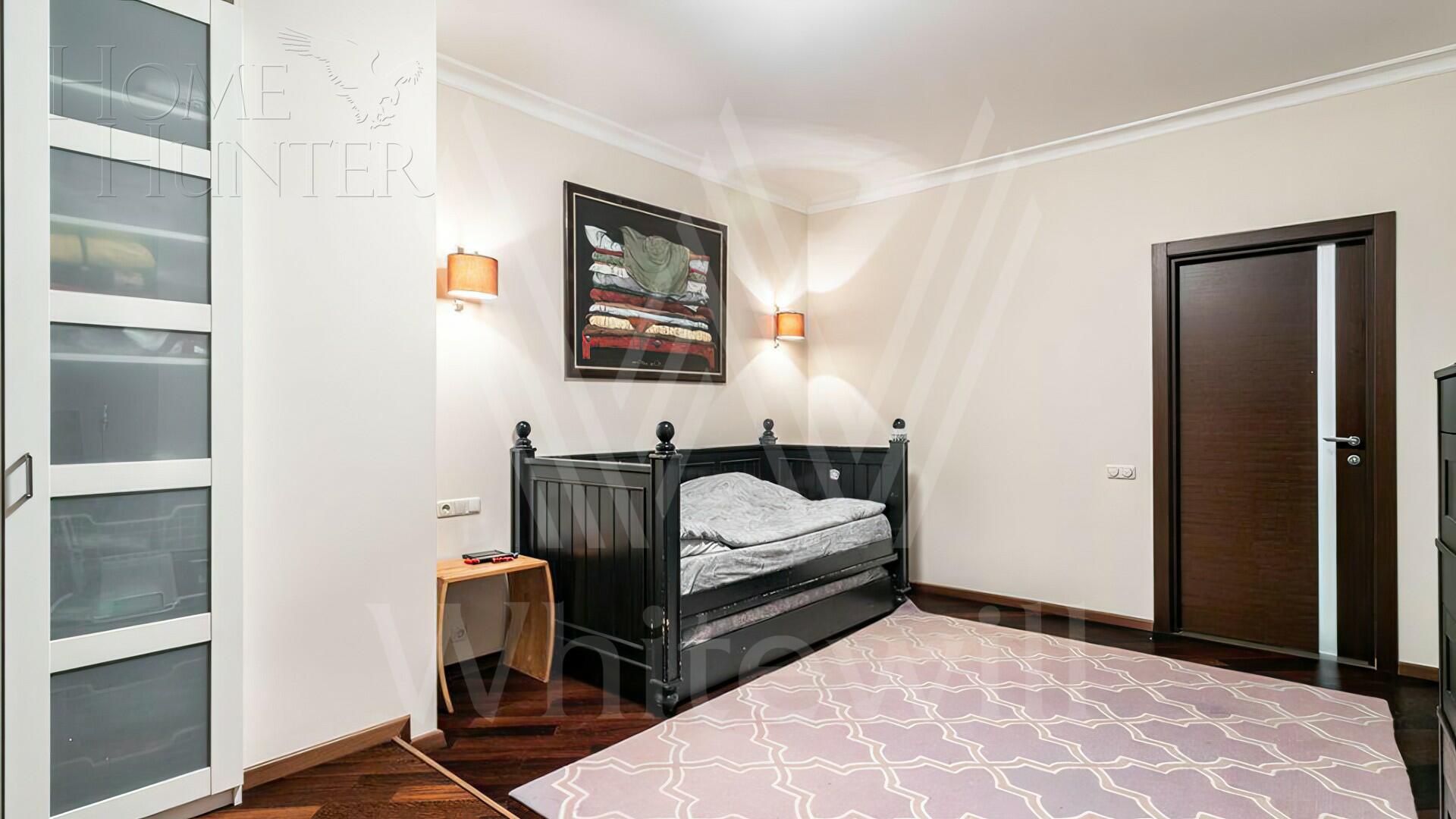 5-КОМН. КВАРТИРА С ОТДЕЛКОЙ 290 М² НА 2 ЭТАЖЕ