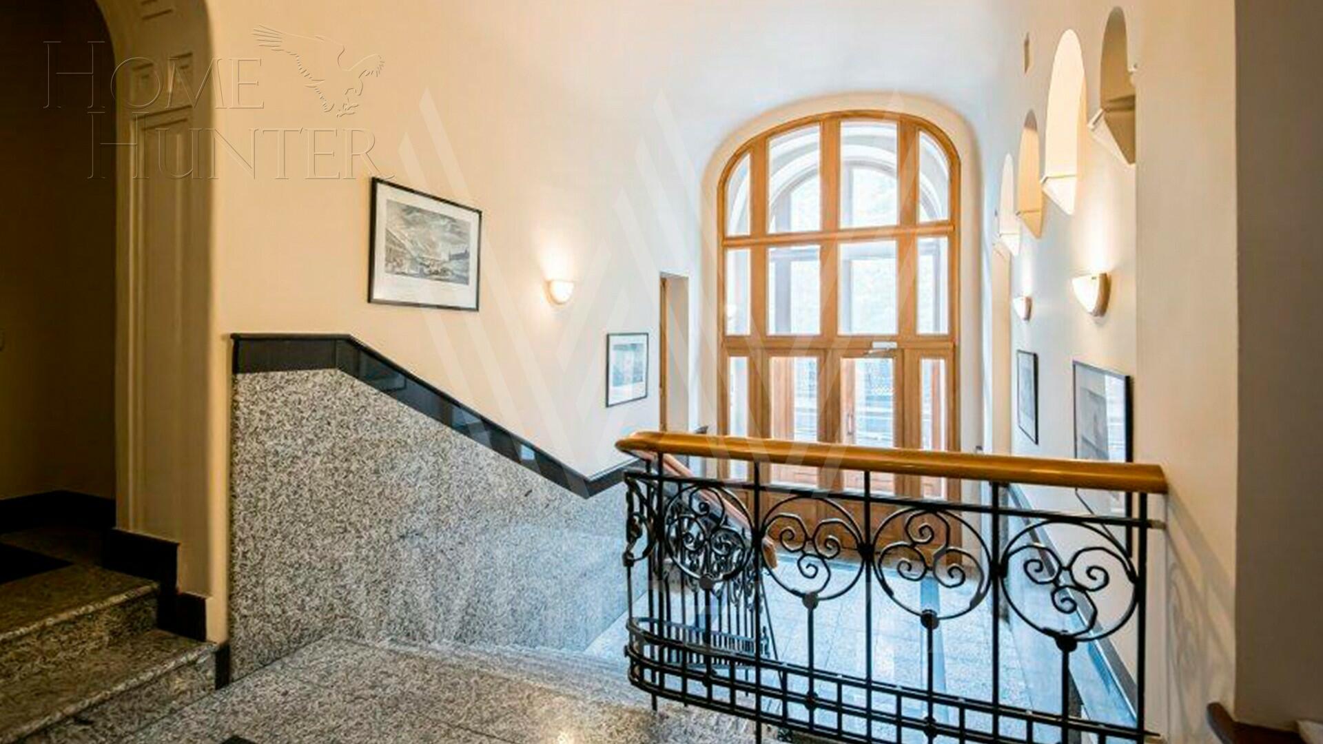 6-КОМН. КВАРТИРА С ОТДЕЛКОЙ 145 М² НА 2 ЭТАЖЕ